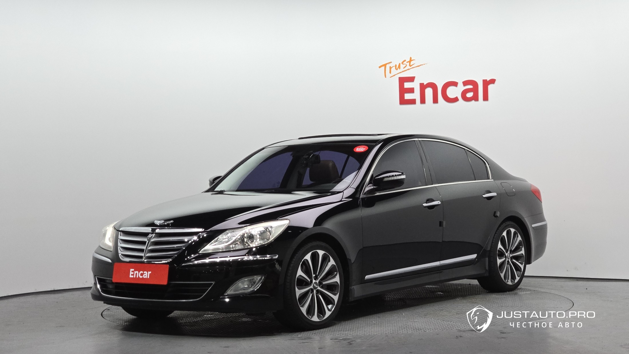 Автомобиль Hyundai Genesis
