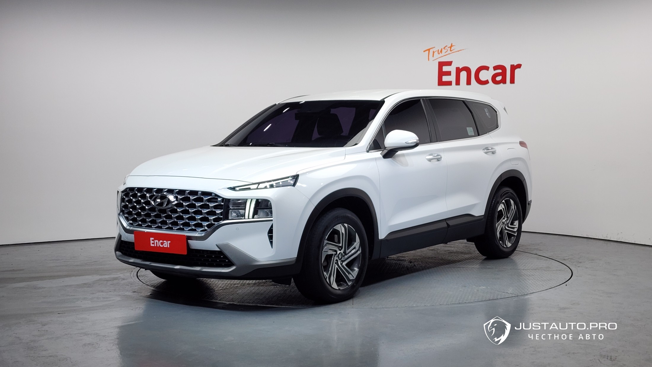 Автомобиль Hyundai Santafe