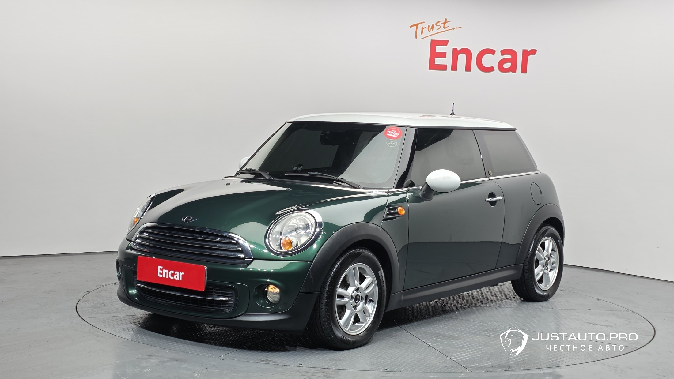 Автомобиль Mini Cooper