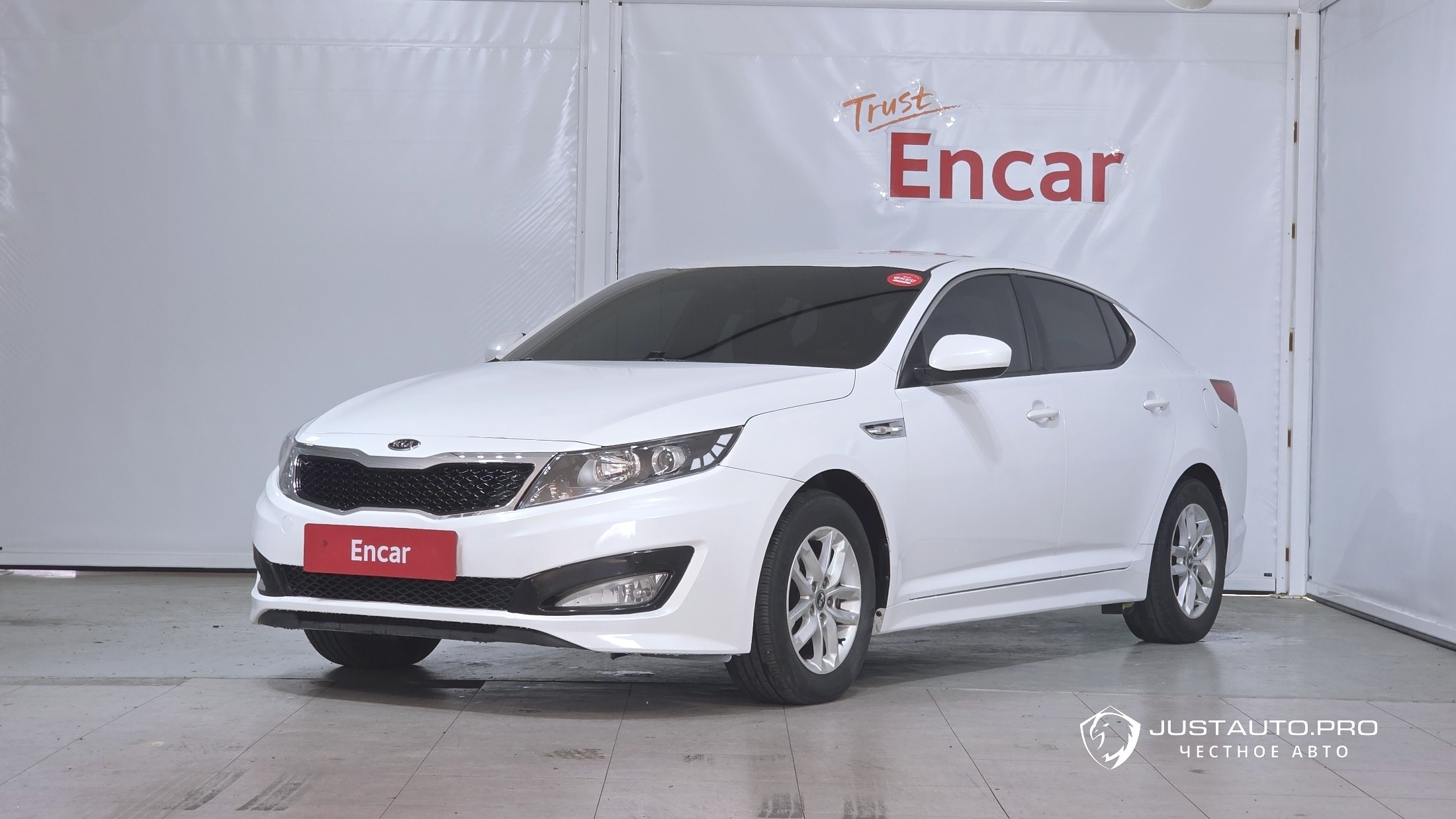 Автомобиль Kia K5