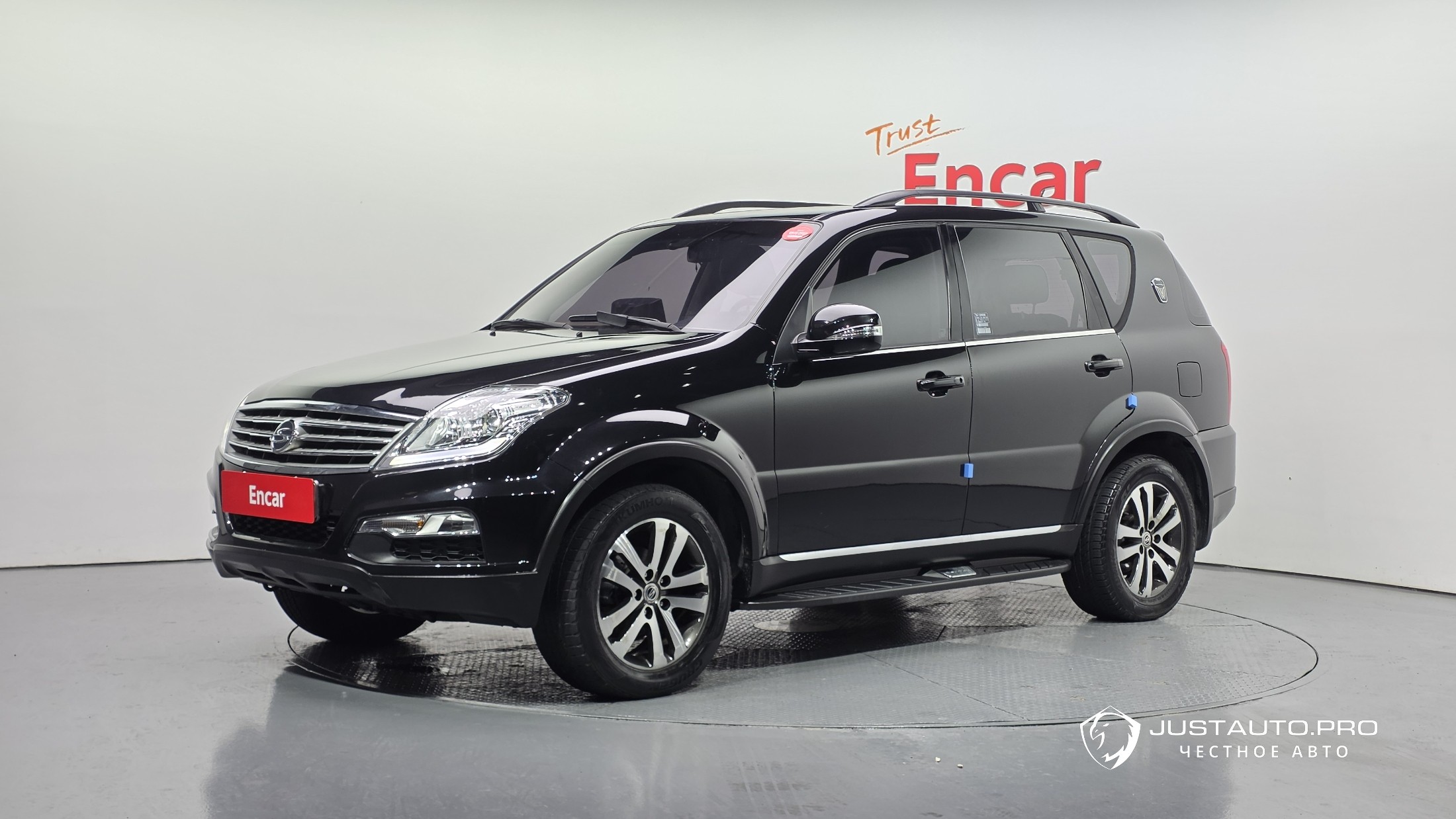 Автомобиль KG_Mobility_Ssangyong Rexton