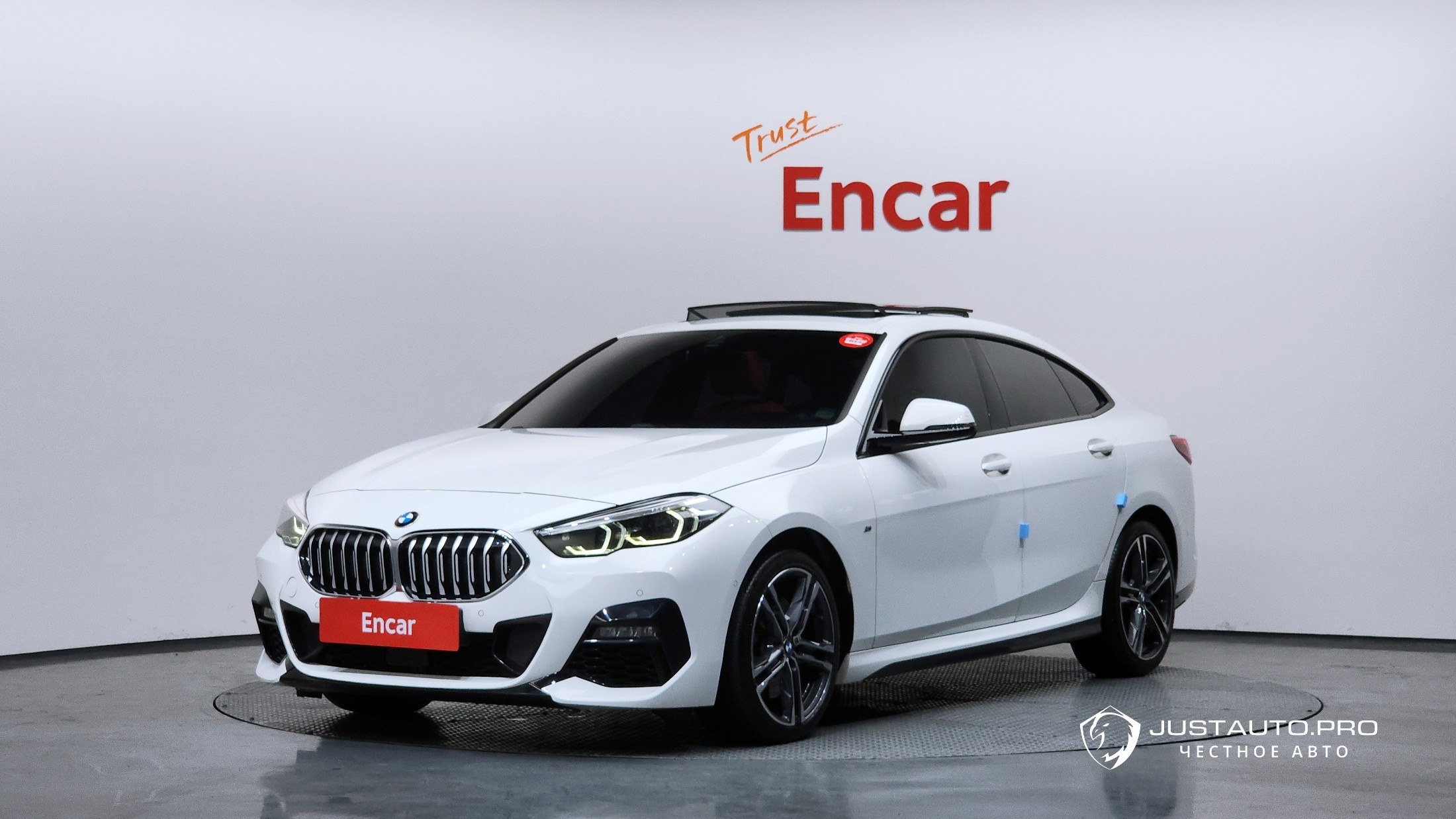 Автомобиль BMW 2-Series