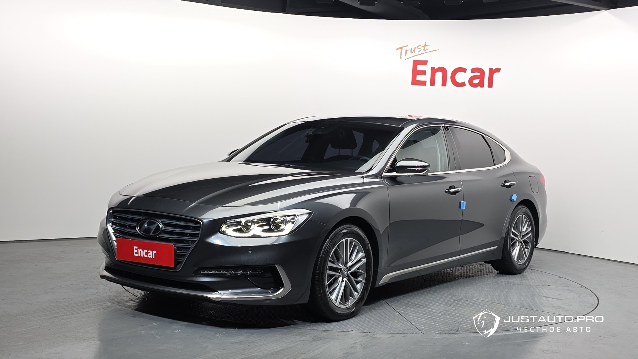 Автомобиль Hyundai Grandeur