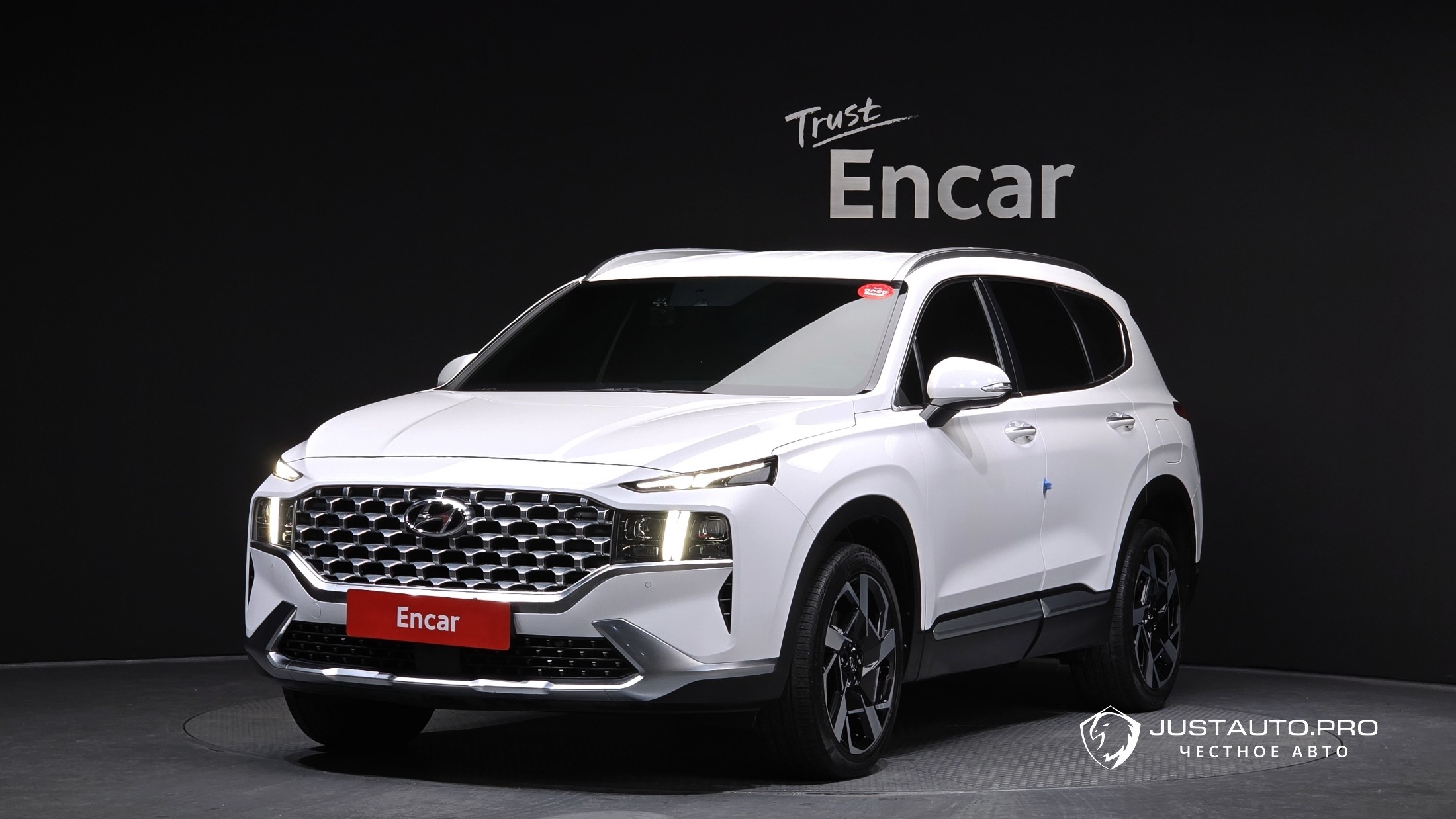 Автомобиль Hyundai Santafe