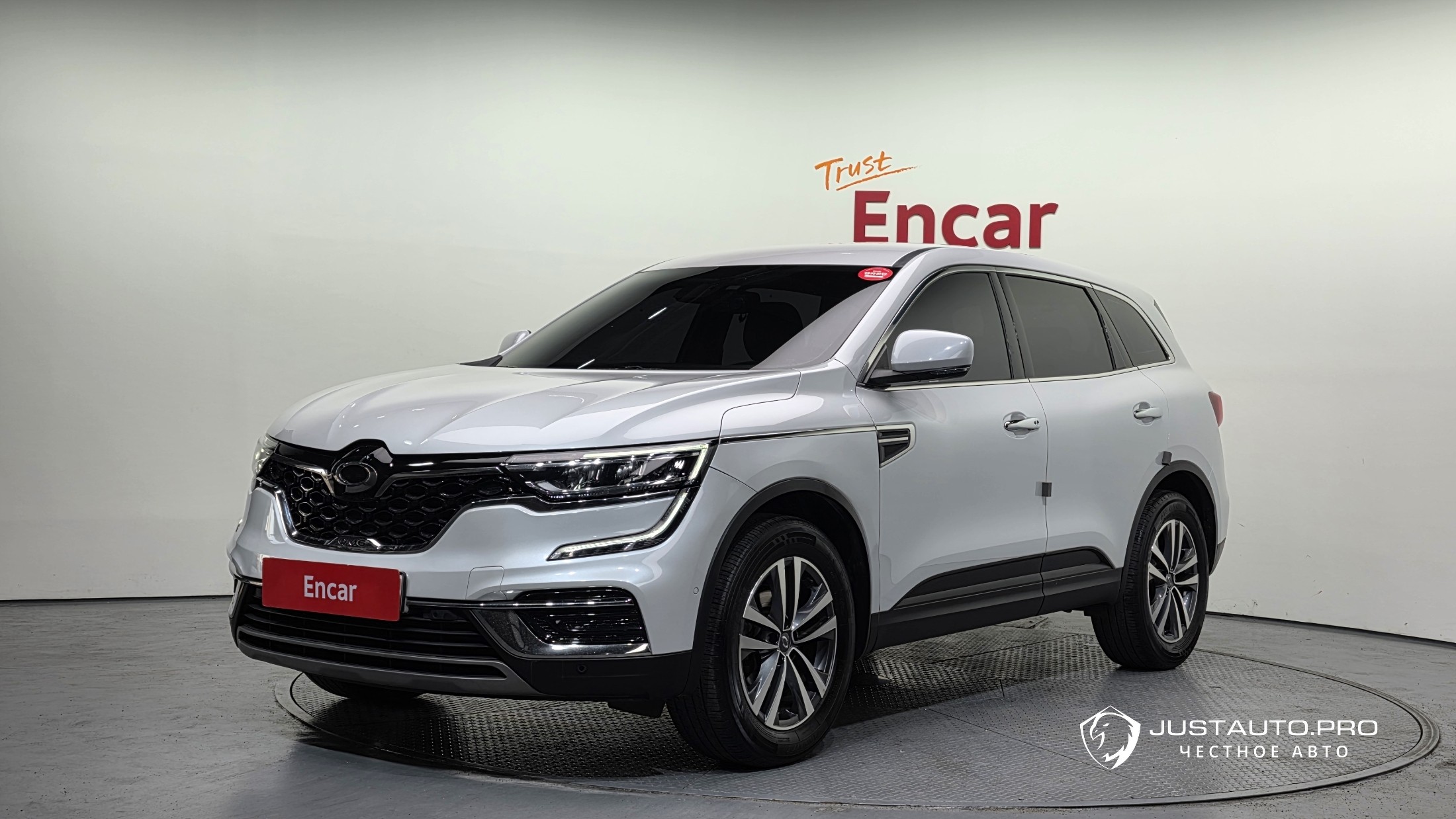 Автомобиль Renault-KoreaSamsung QM6