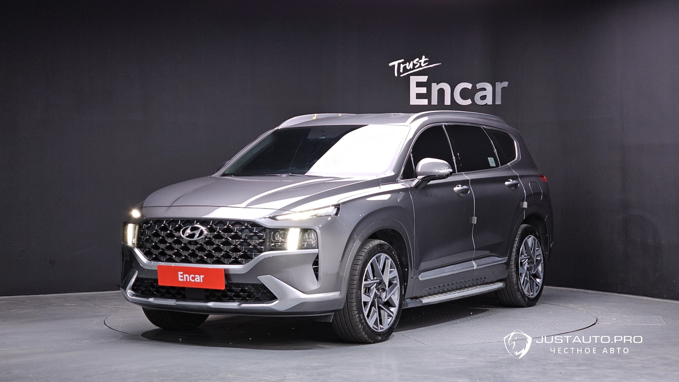 Автомобиль Hyundai Santafe