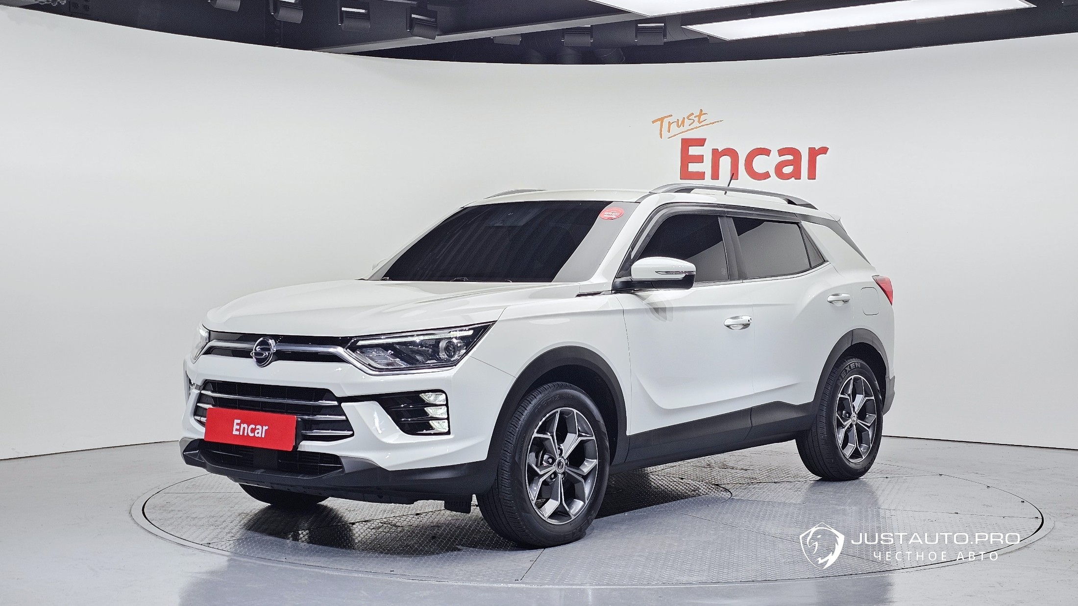 Автомобиль KG_Mobility_Ssangyong KORANDO
