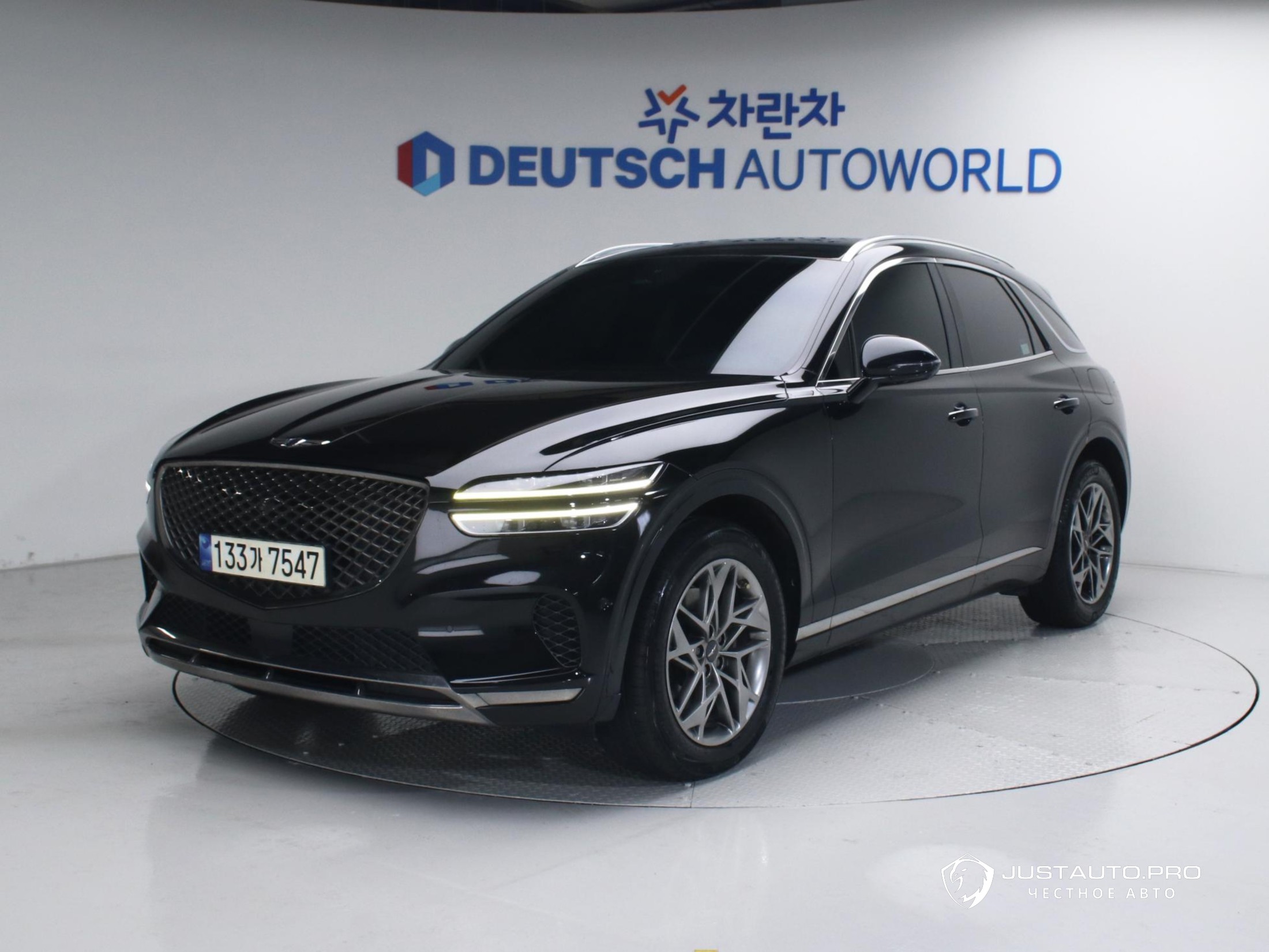 Автомобиль Genesis GV70