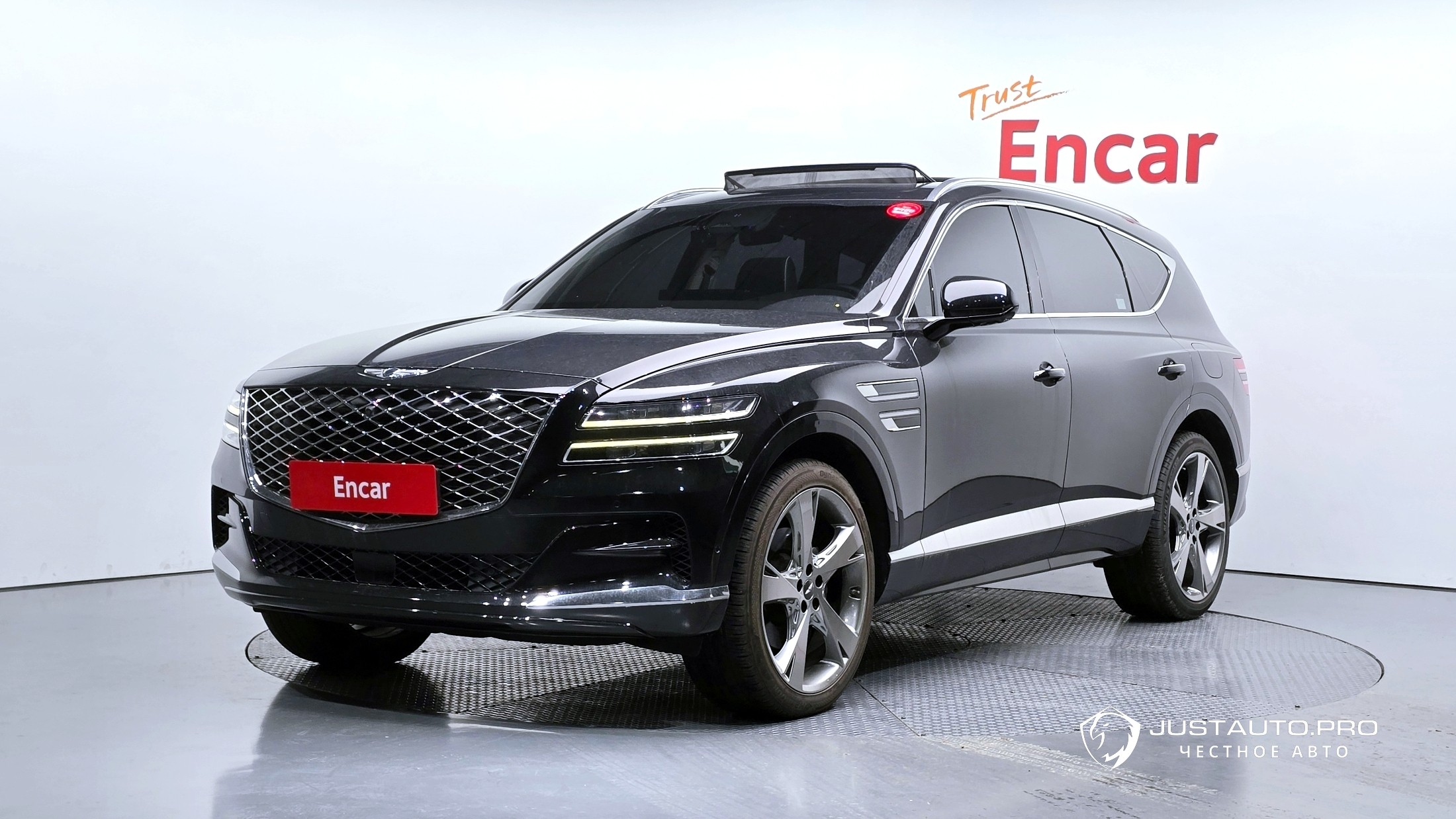 Автомобиль Genesis GV80