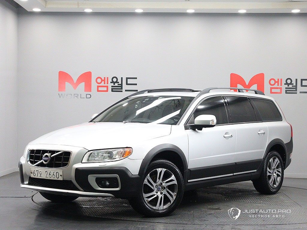 Автомобиль Volvo XC70