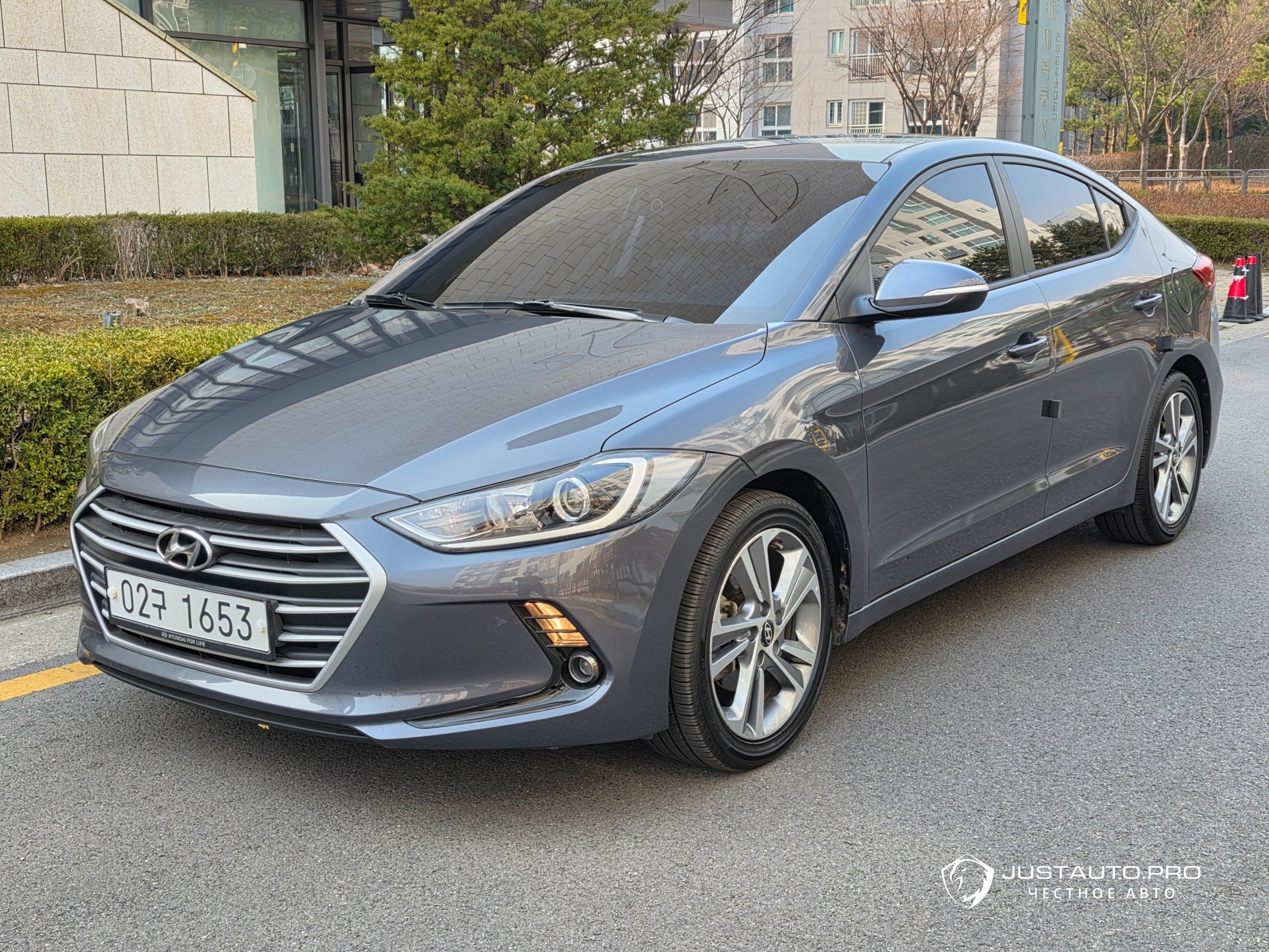 Автомобиль Hyundai AVANTE