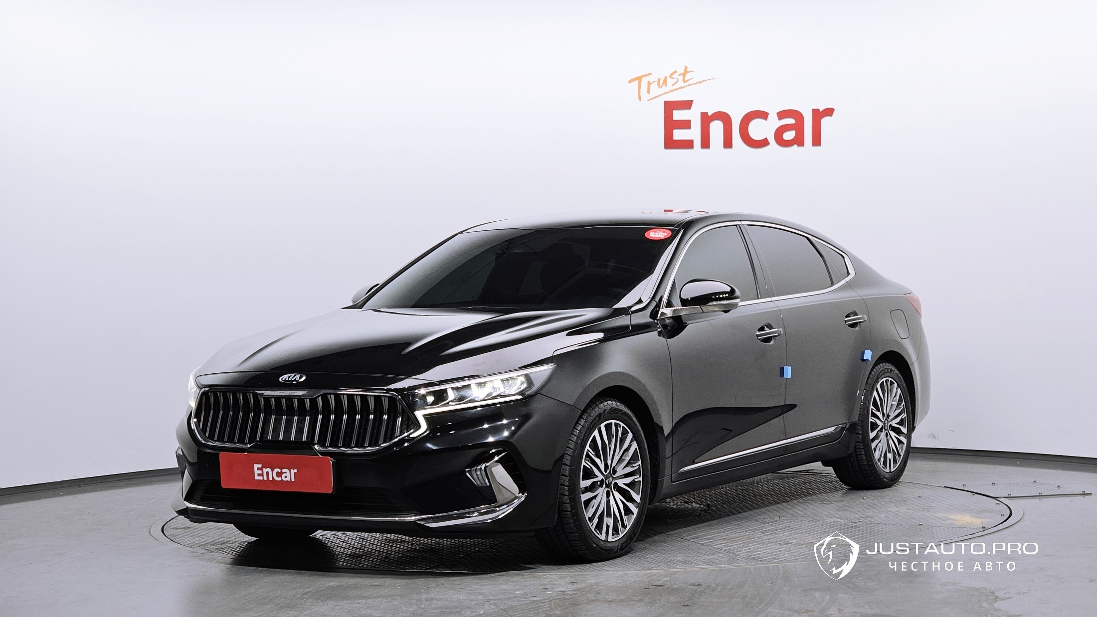 Автомобиль Kia K7