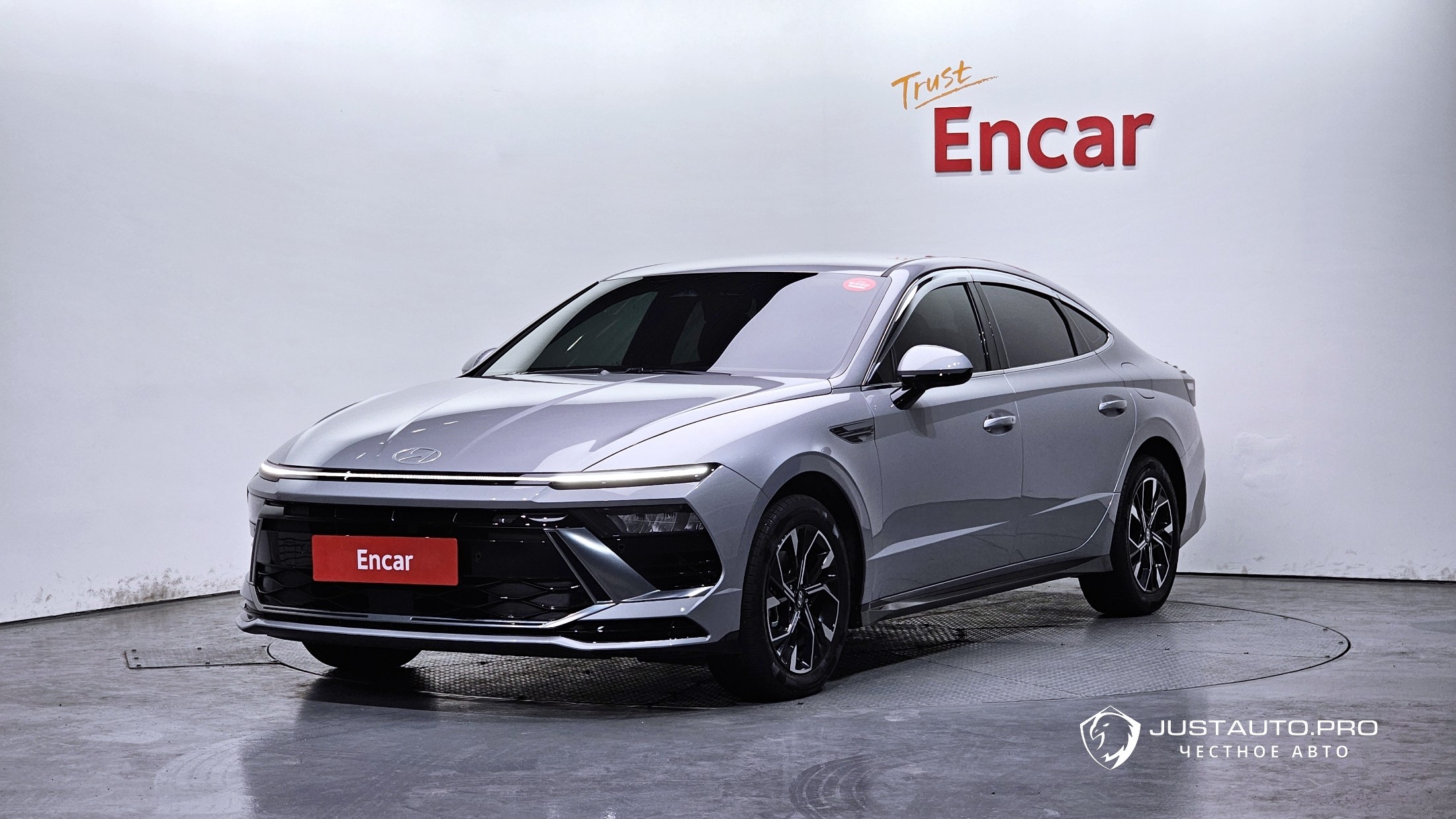 Автомобиль Hyundai Sonata