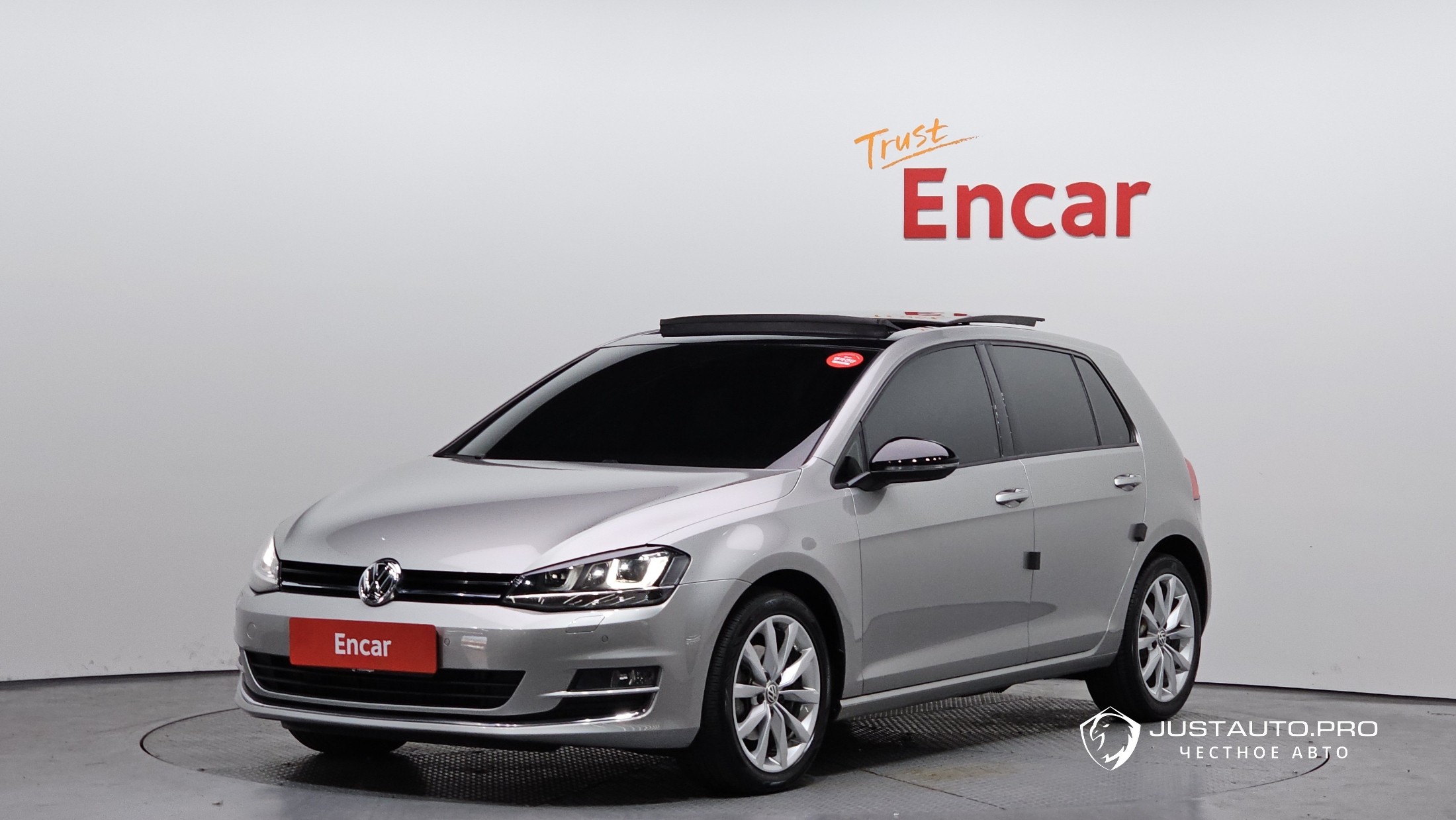 Автомобиль Volkswagen Golf