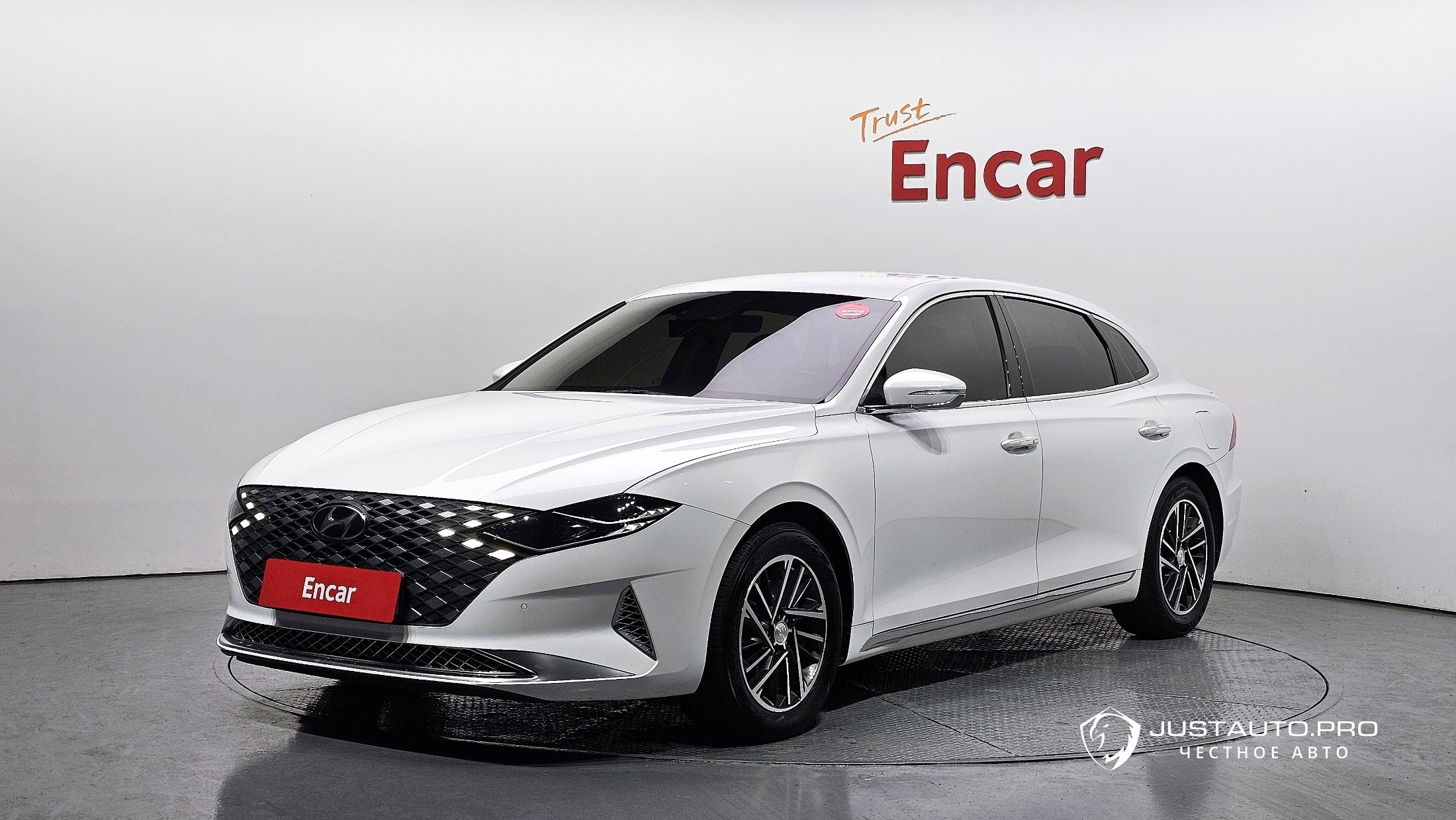 Автомобиль Hyundai Grandeur