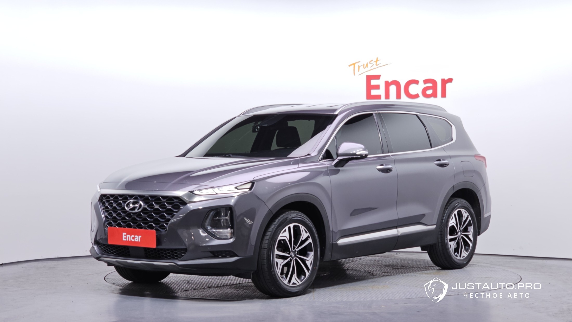 Автомобиль Hyundai Santafe