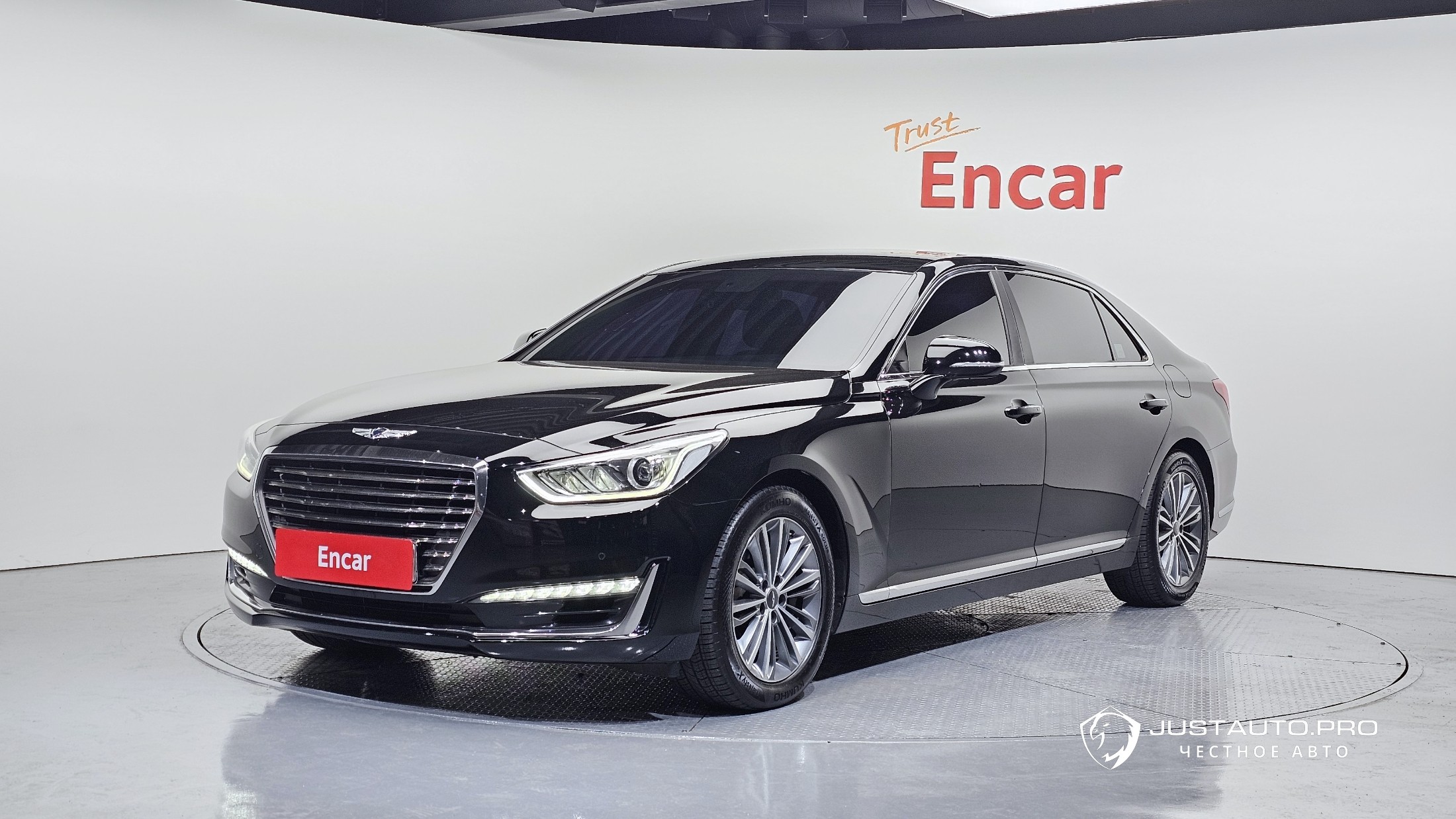 Автомобиль Genesis EQ900