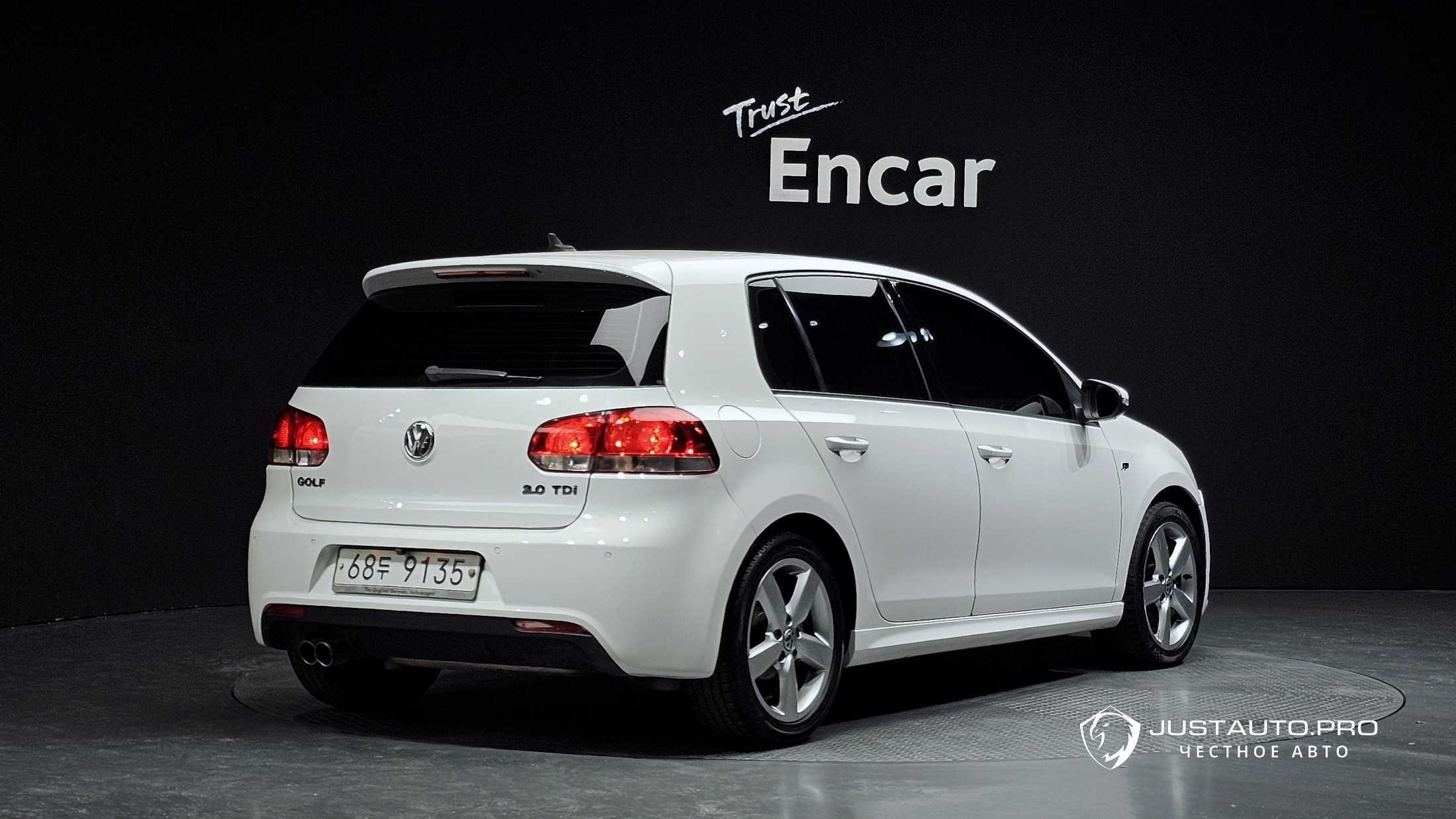 Автомобиль Volkswagen Golf