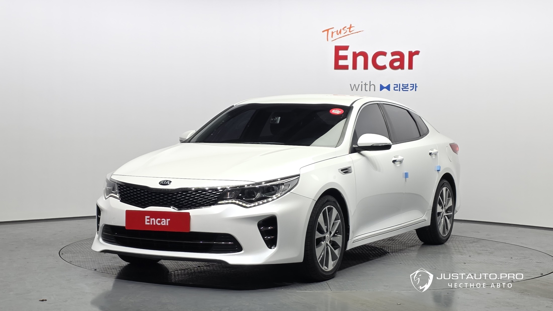 Автомобиль Kia K5