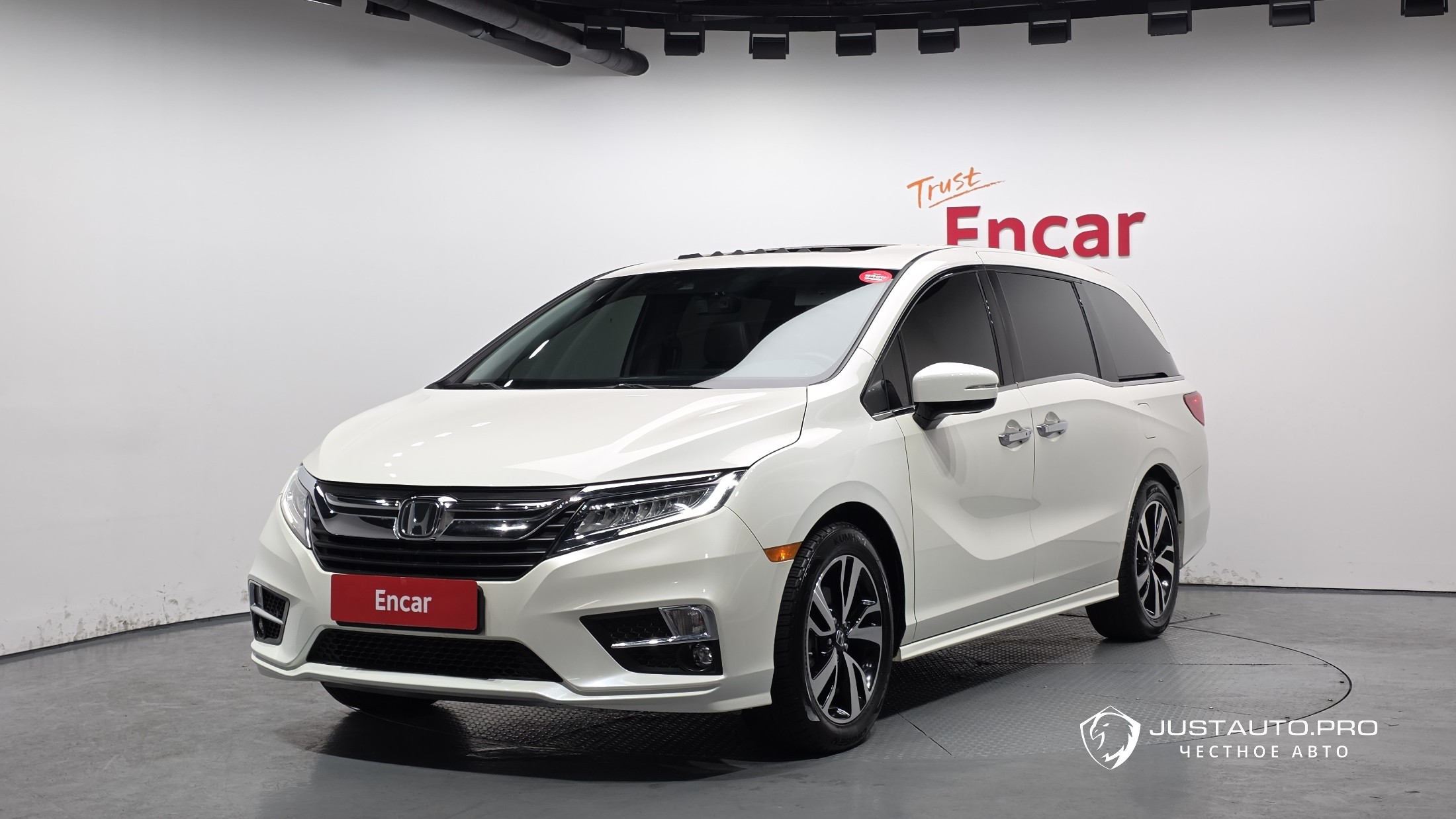Автомобиль Honda Odyssey