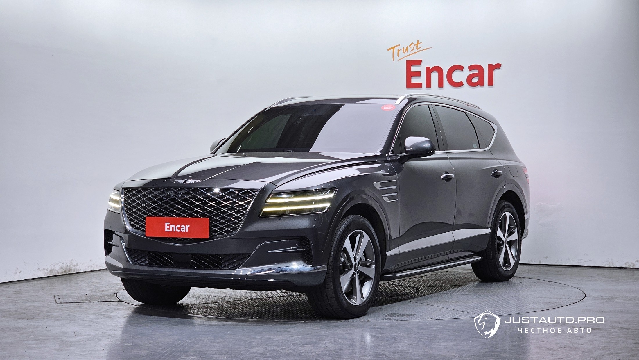 Автомобиль Genesis GV80