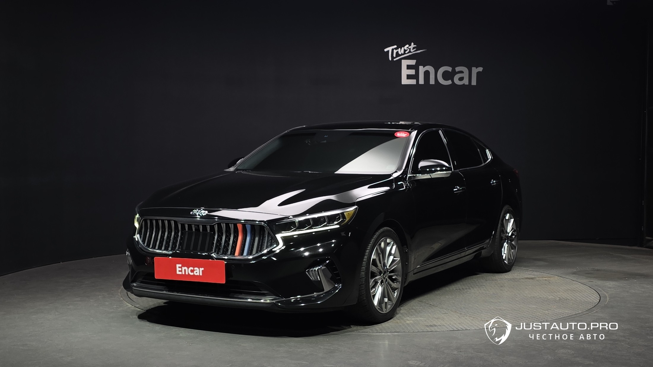 Автомобиль Kia K7