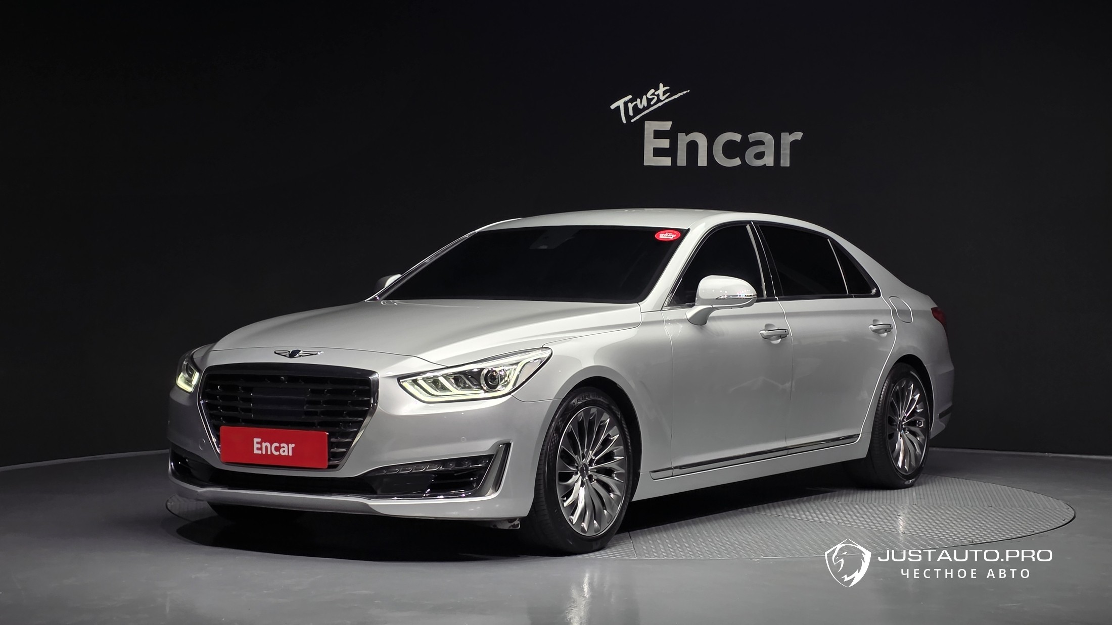 Автомобиль Genesis EQ900