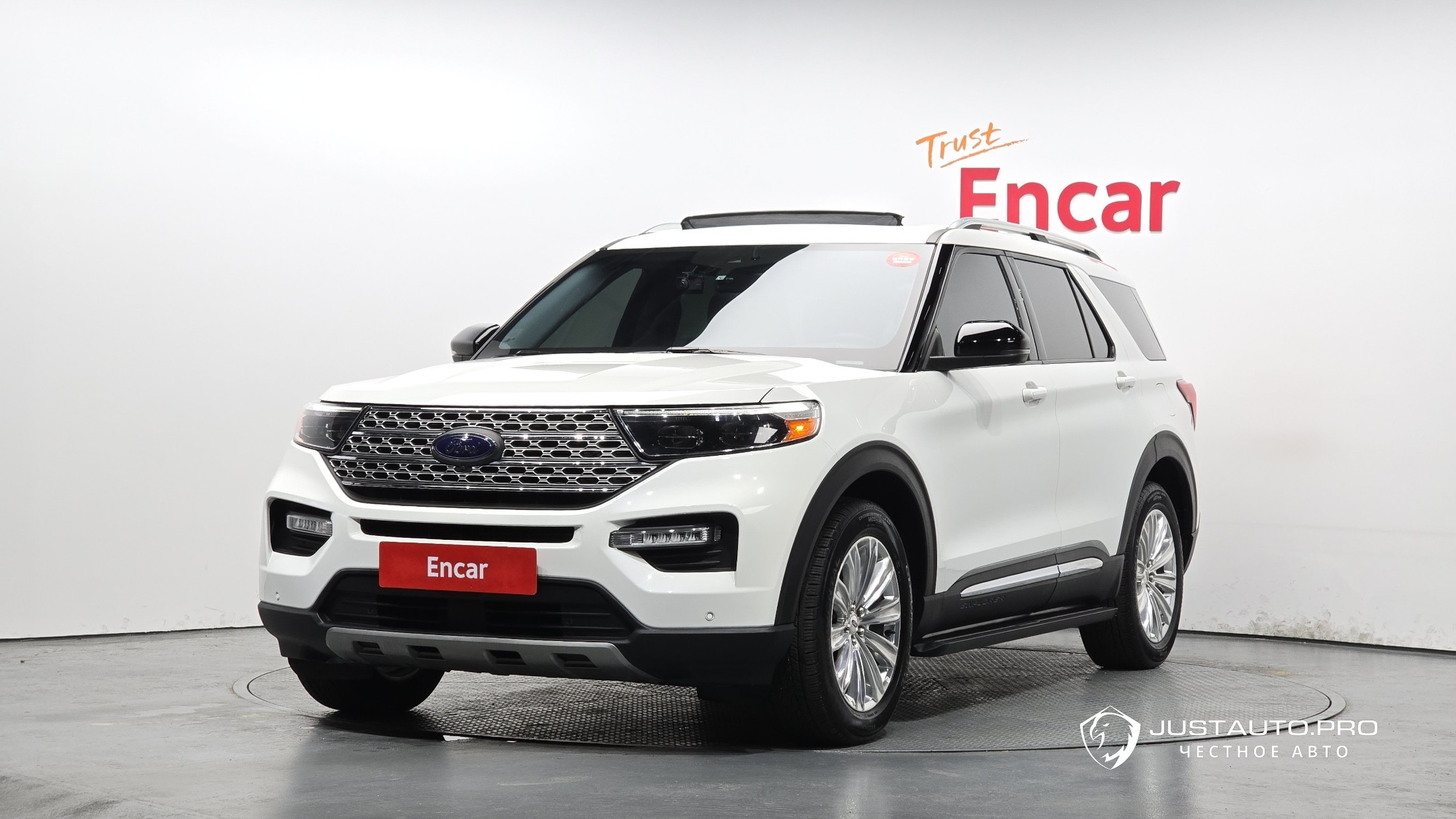 Автомобиль Ford Explorer
