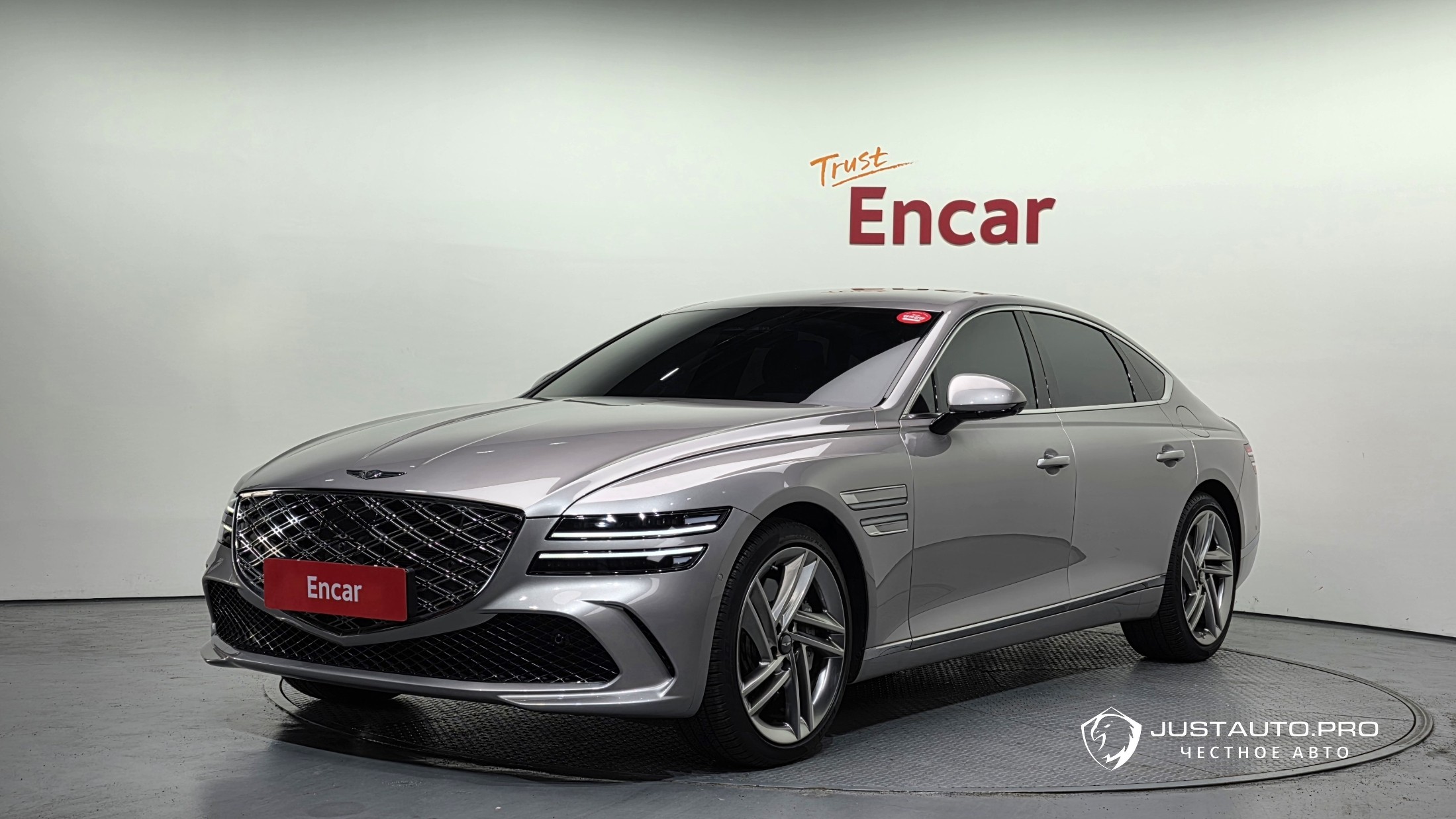 Автомобиль Genesis G80