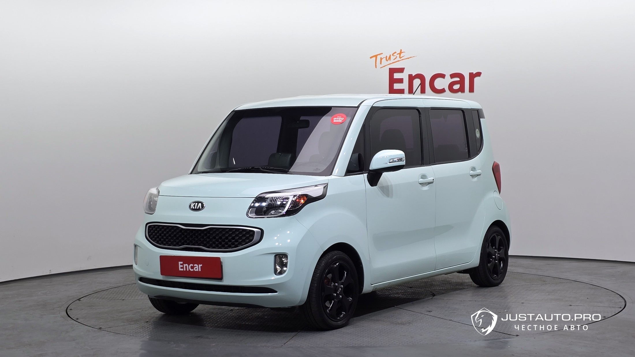 Автомобиль Kia RAY