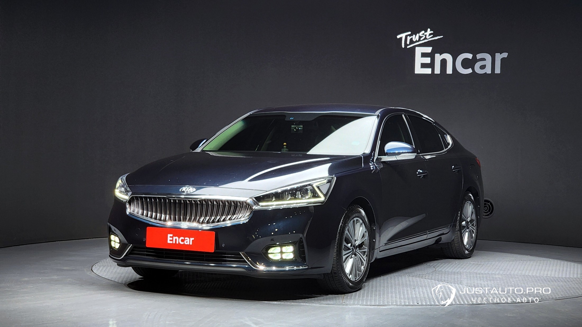 Автомобиль Kia K7