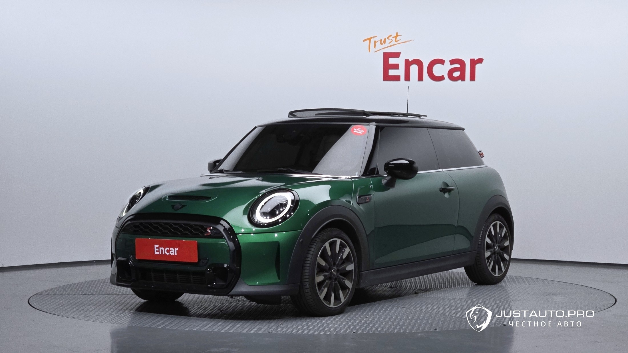 Автомобиль Mini Cooper