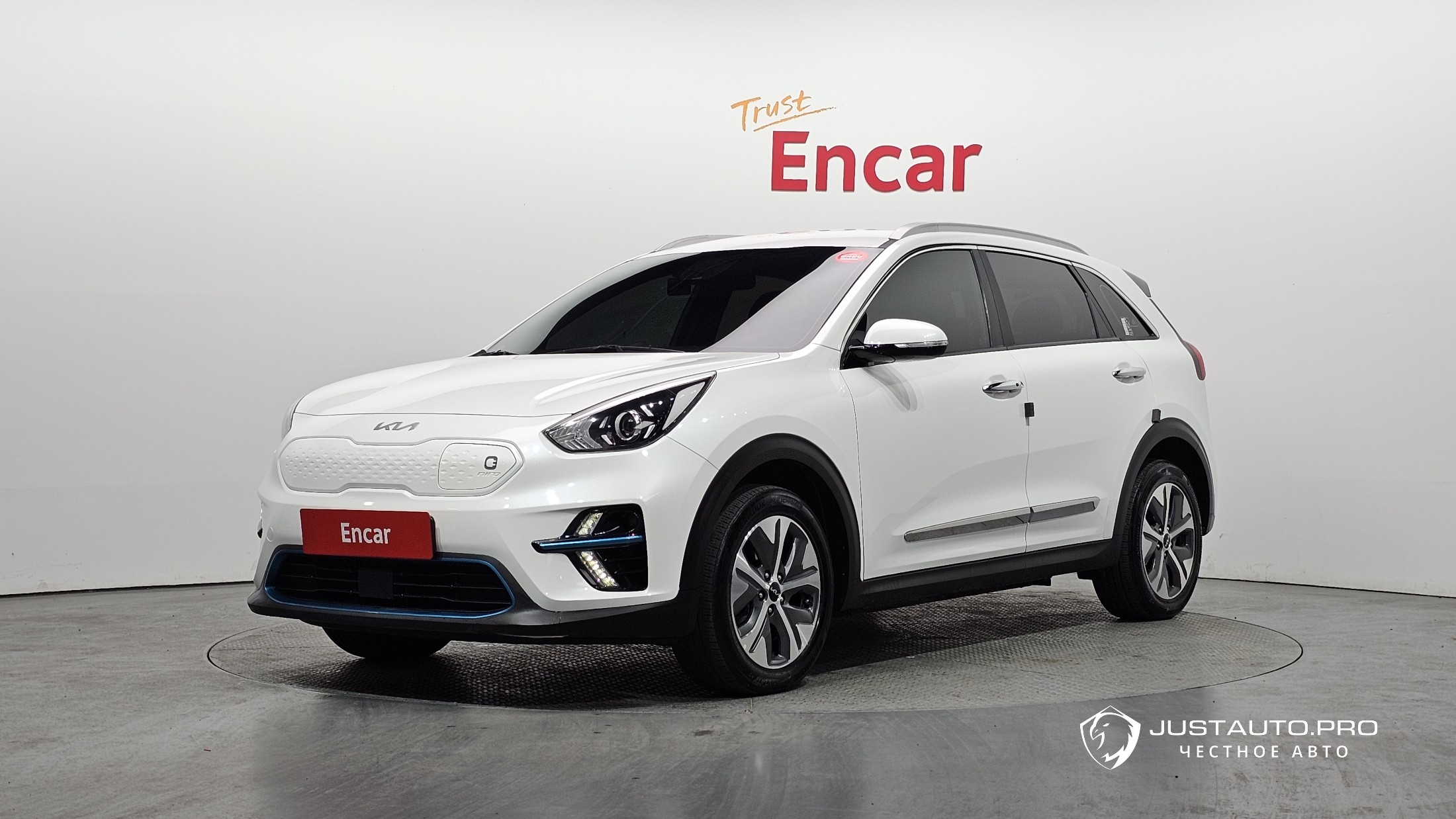 Автомобиль Kia Niro