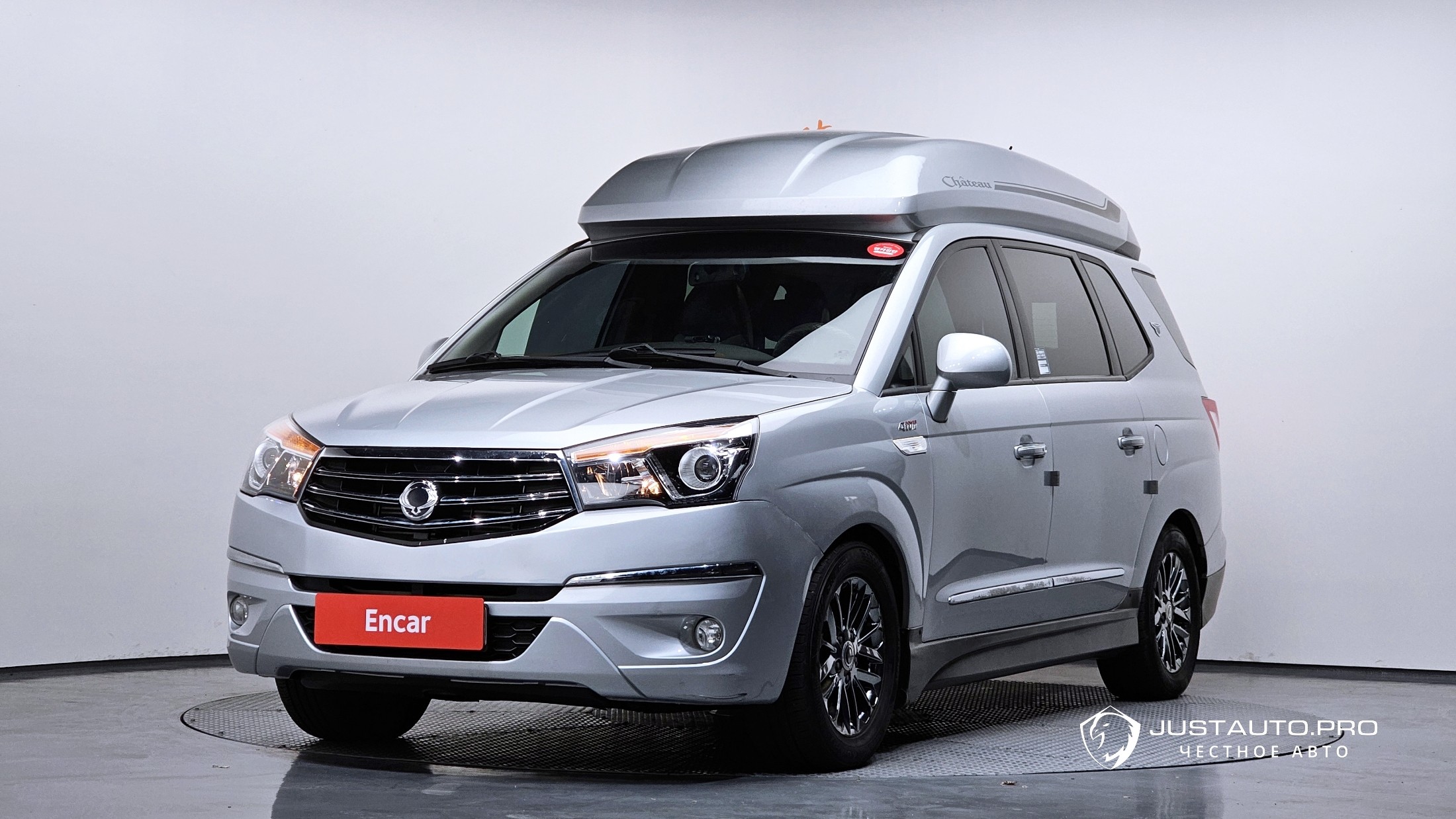 Автомобиль KG_Mobility_Ssangyong KORANDO