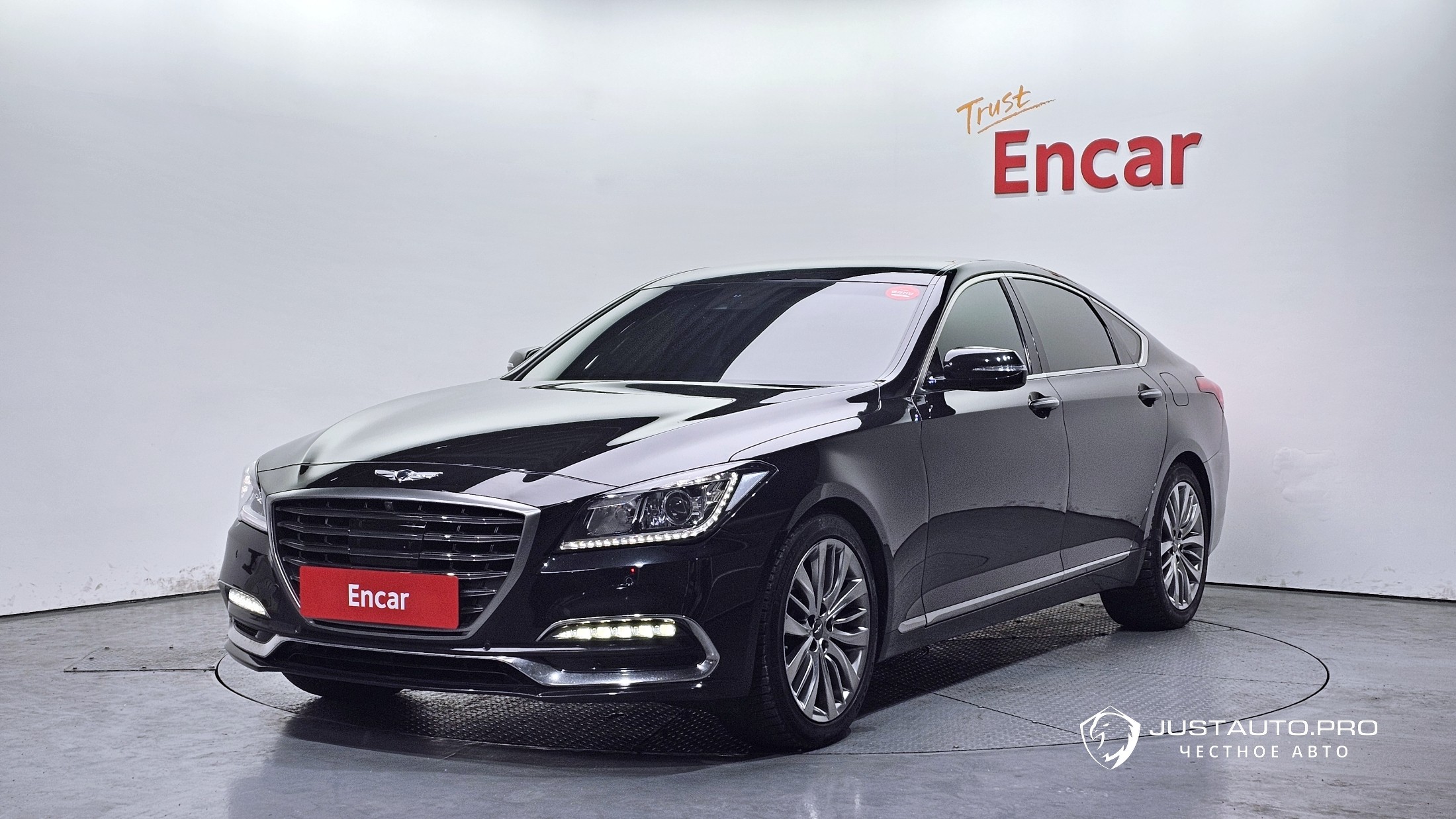 Автомобиль Genesis G80