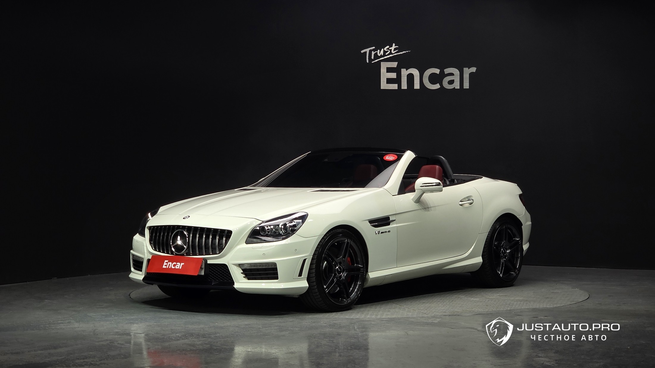 Автомобиль Mercedes-Benz SLK-Class