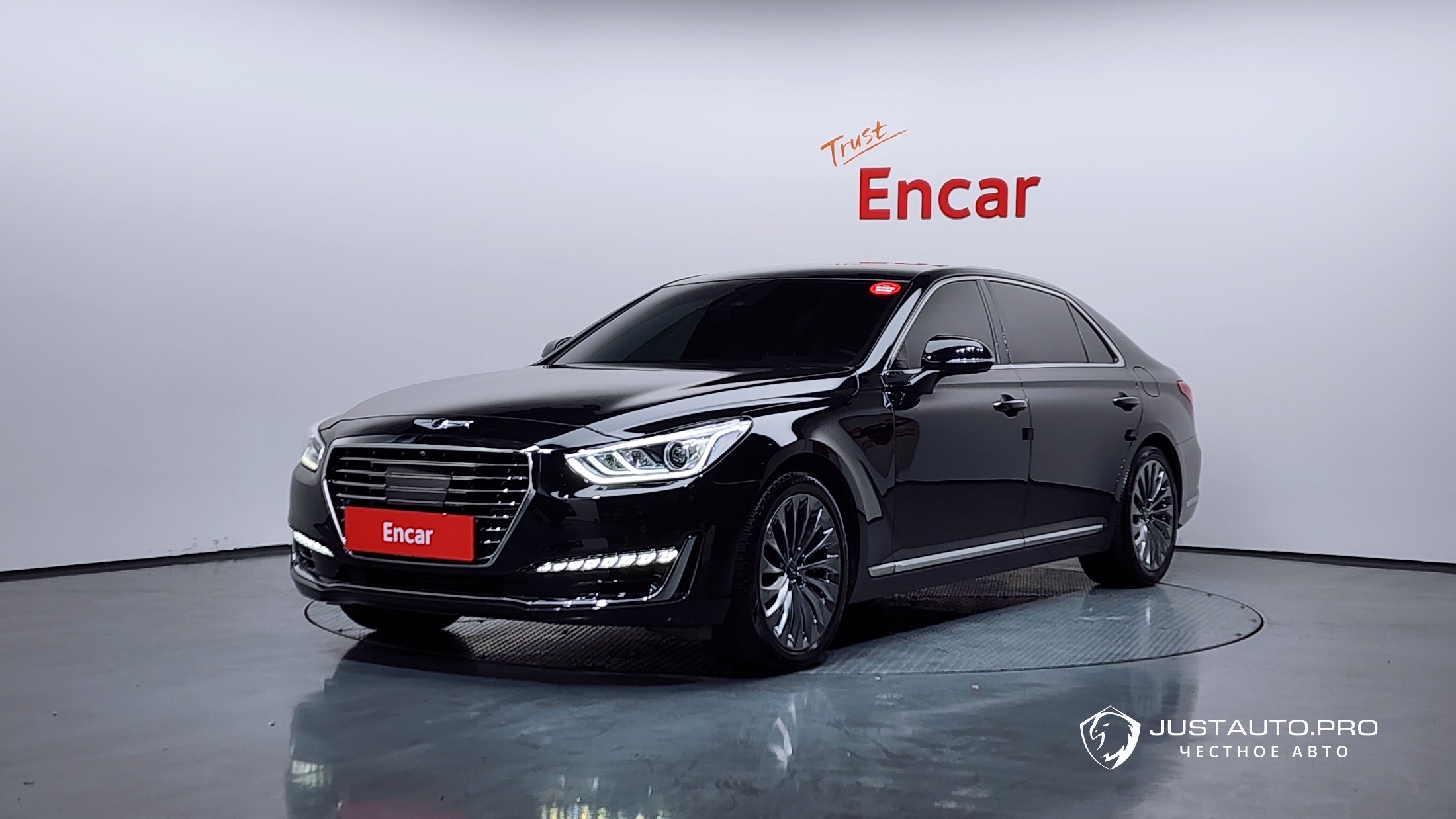 Автомобиль Genesis EQ900