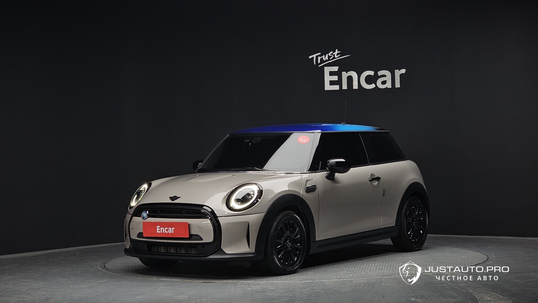 Автомобиль Mini Cooper