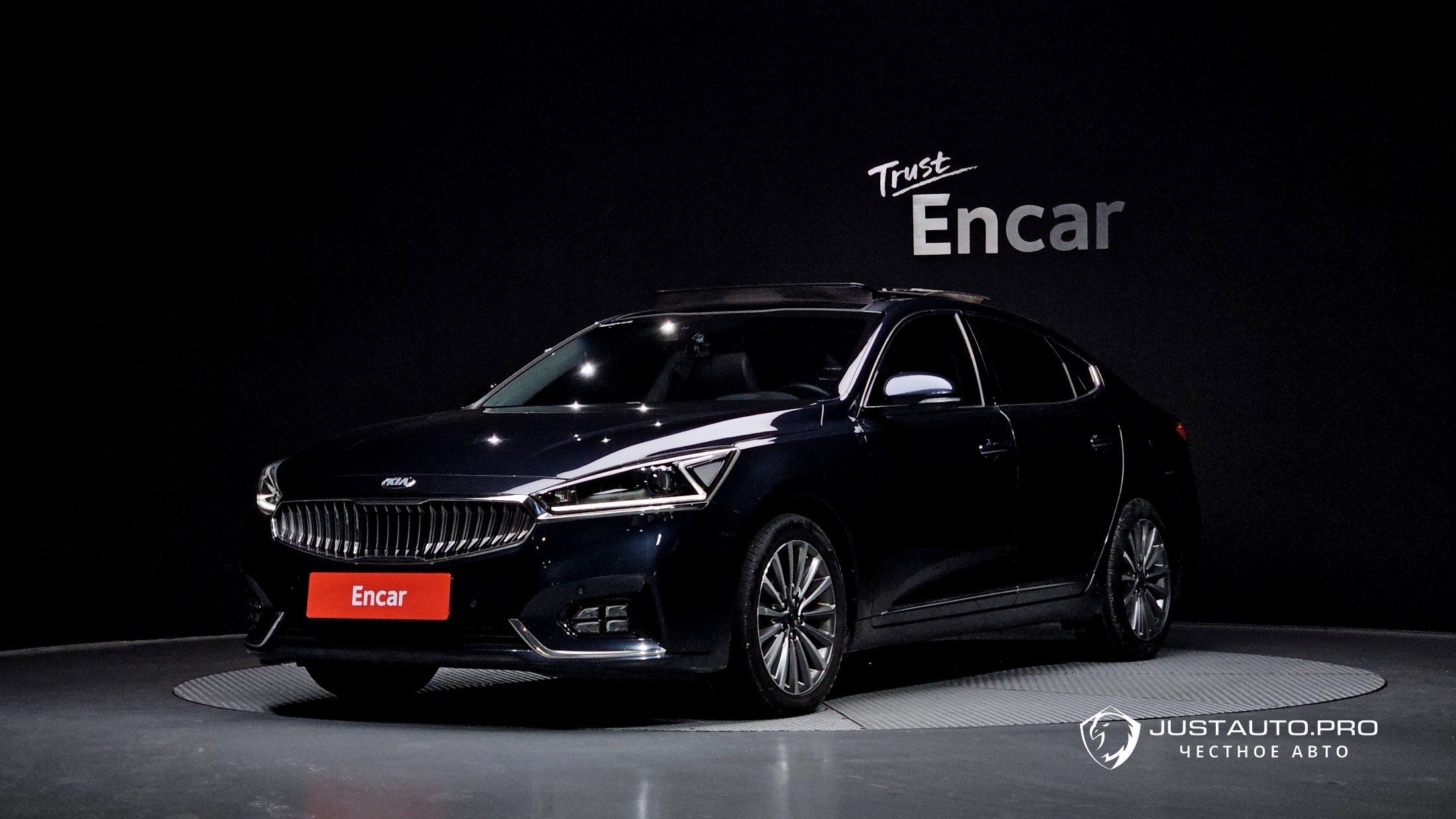 Автомобиль Kia K7