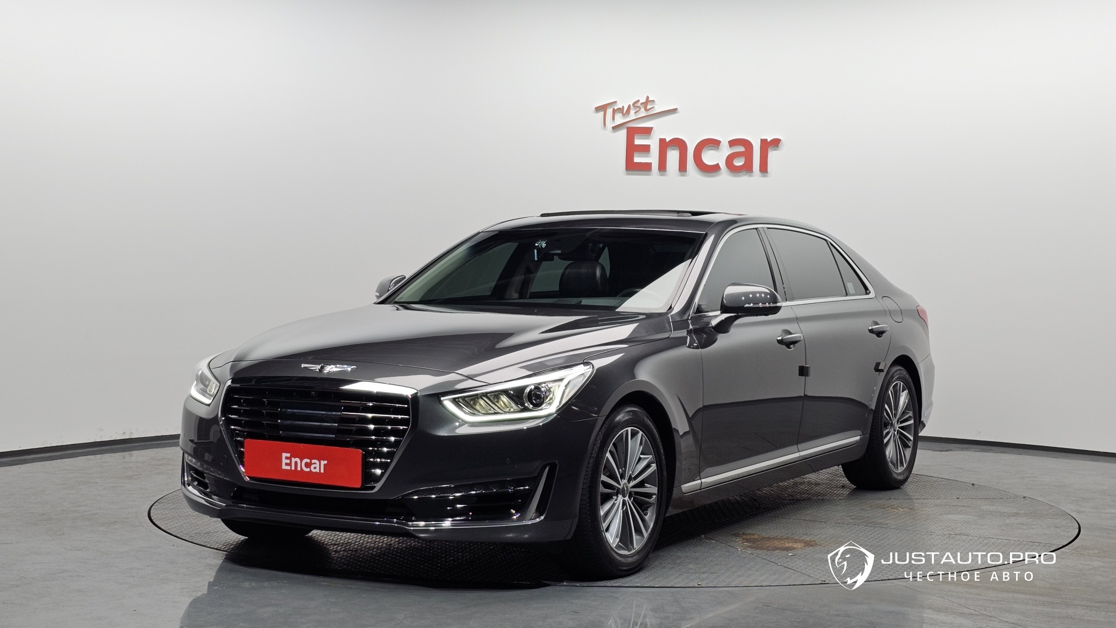 Автомобиль Genesis EQ900