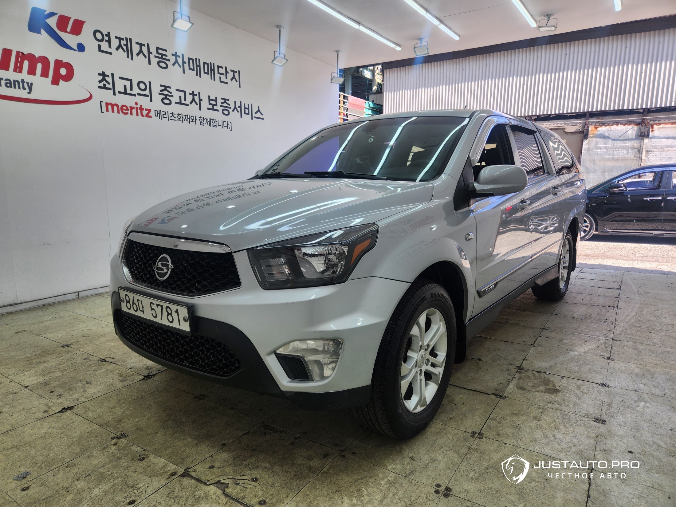 Автомобиль KG_Mobility_Ssangyong KORANDO