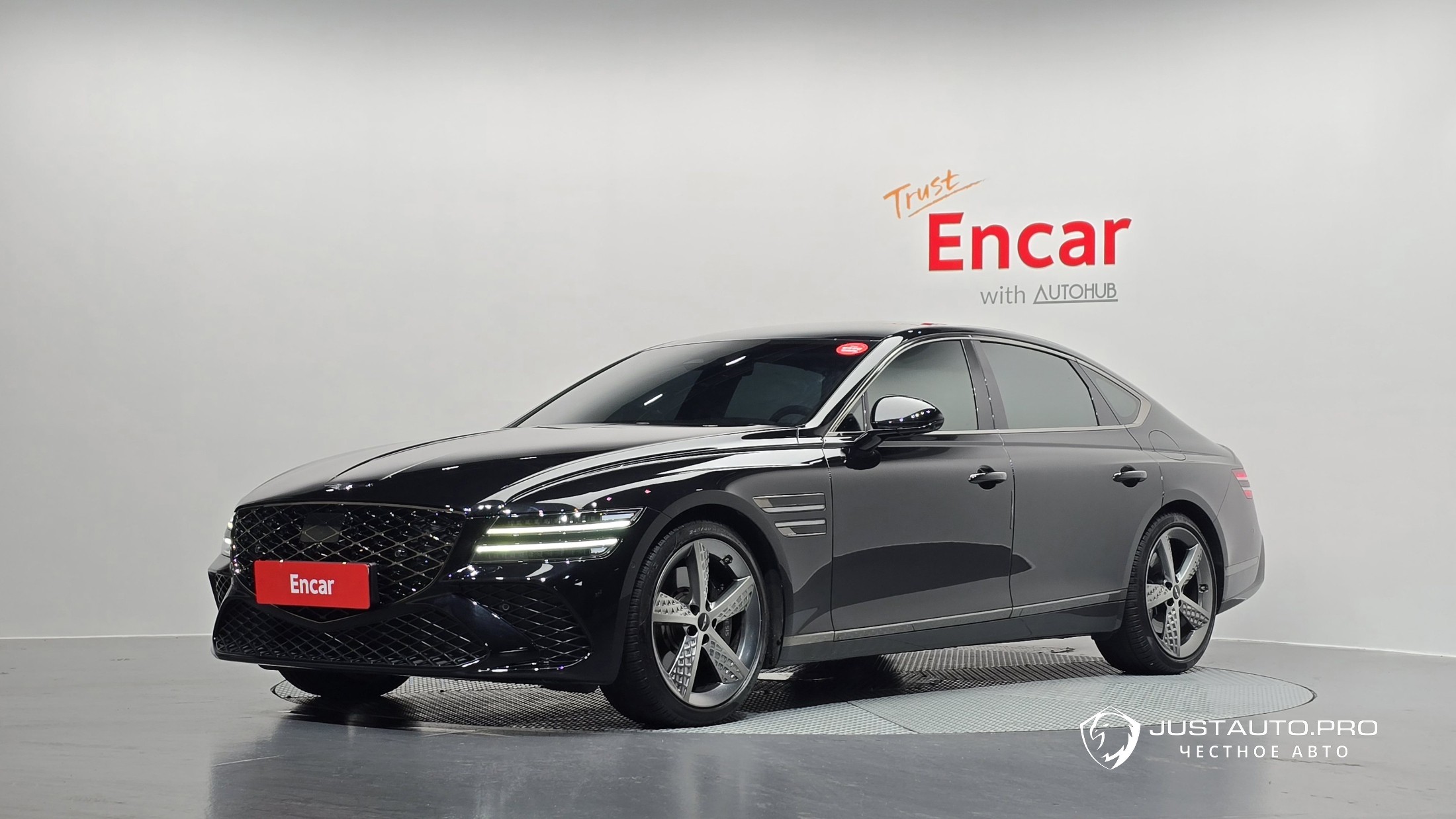 Автомобиль Genesis G80