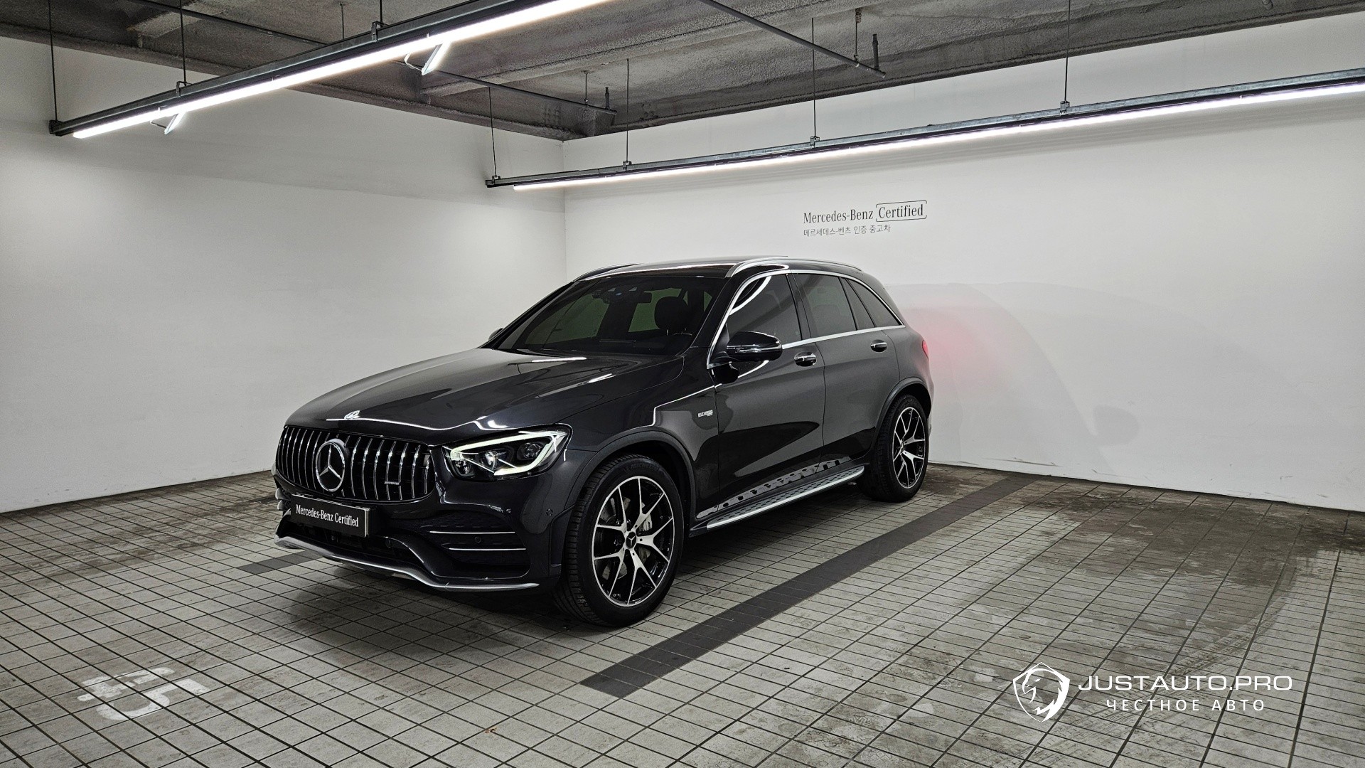 Автомобиль Mercedes-Benz GLC-Class