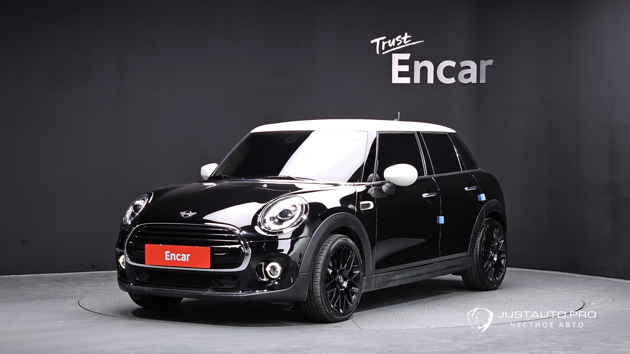 Автомобиль Mini Cooper