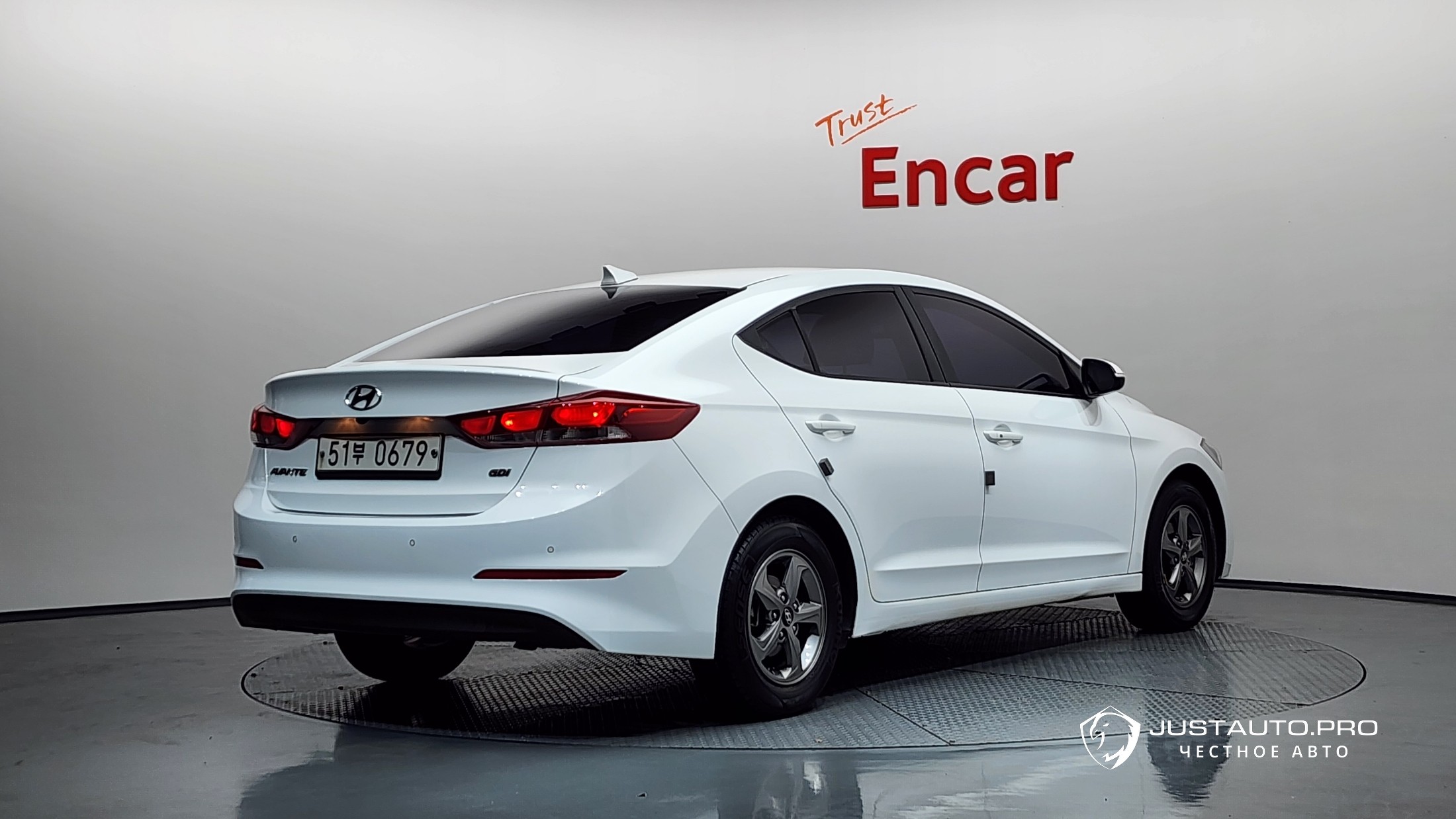 Автомобиль Hyundai AVANTE