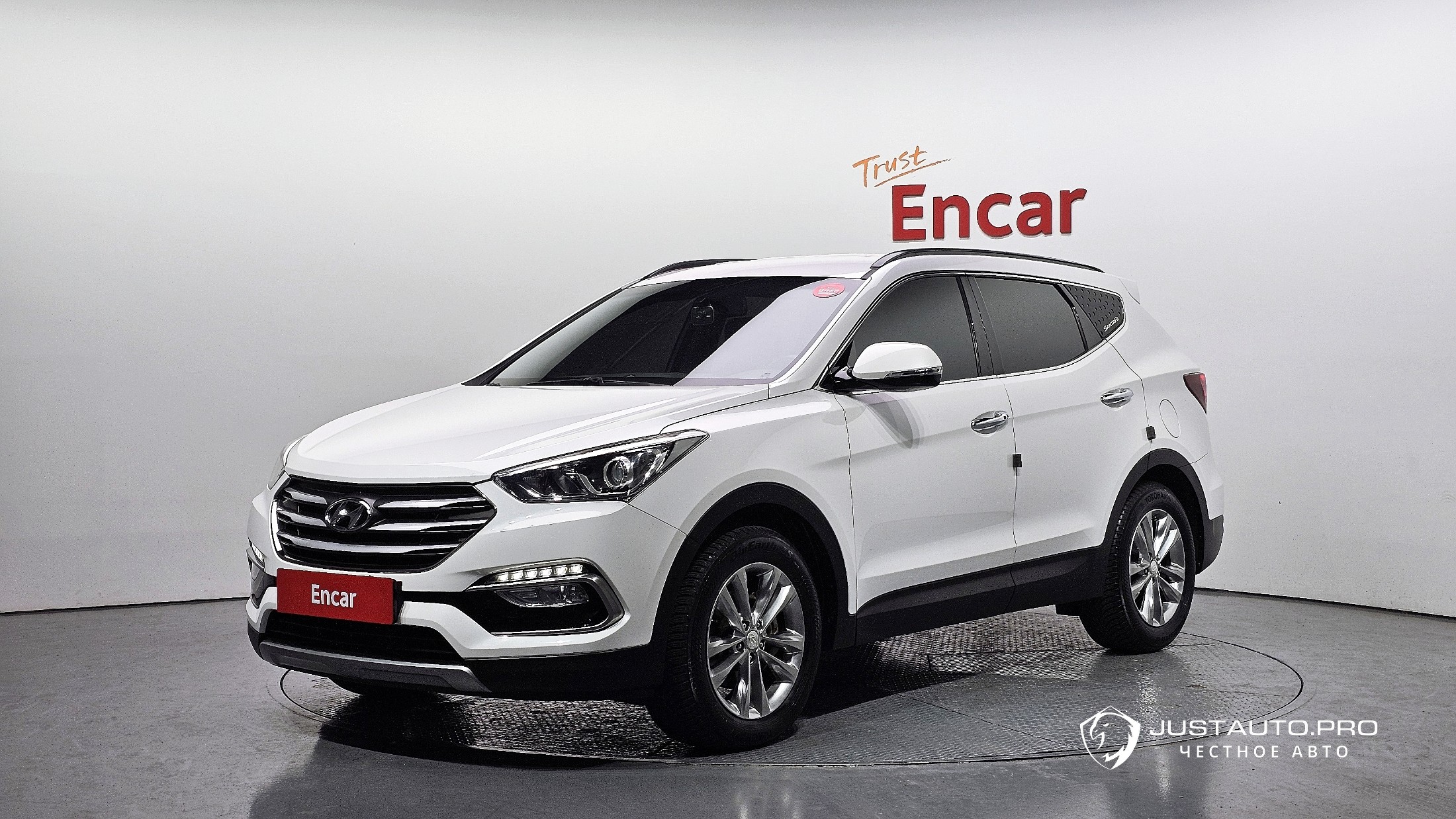 Автомобиль Hyundai Santafe