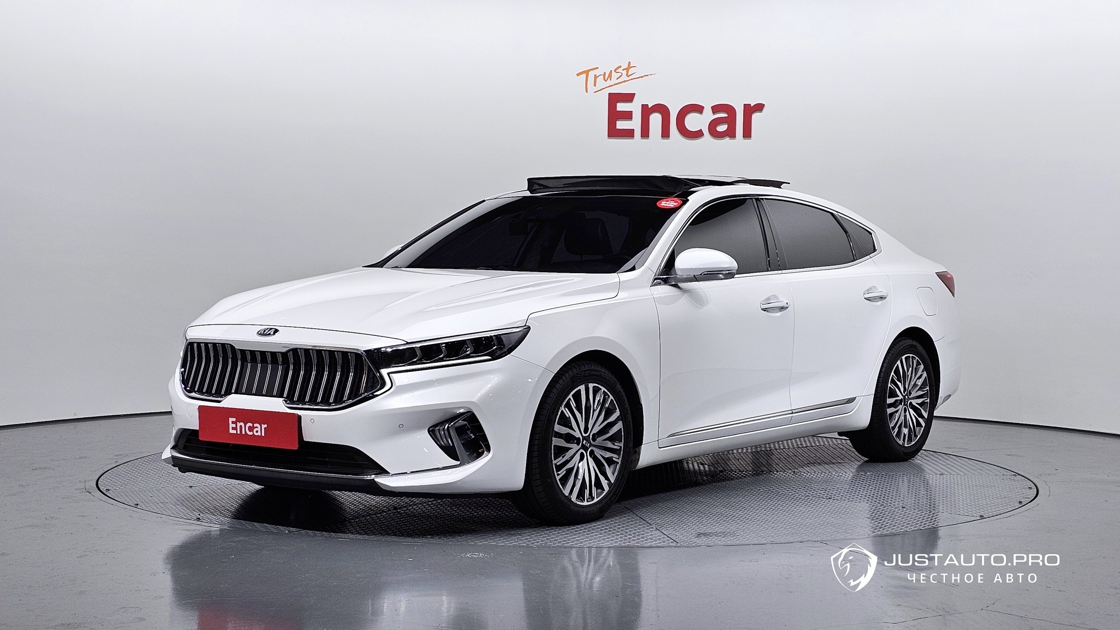 Автомобиль Kia K7