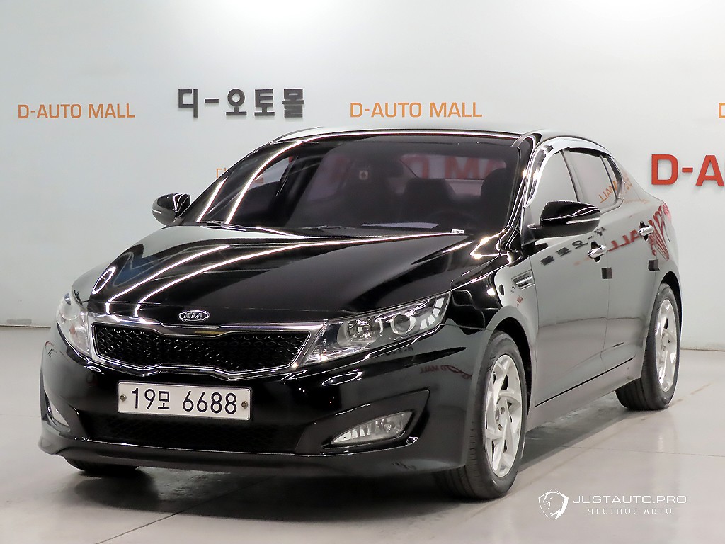 Автомобиль Kia K5