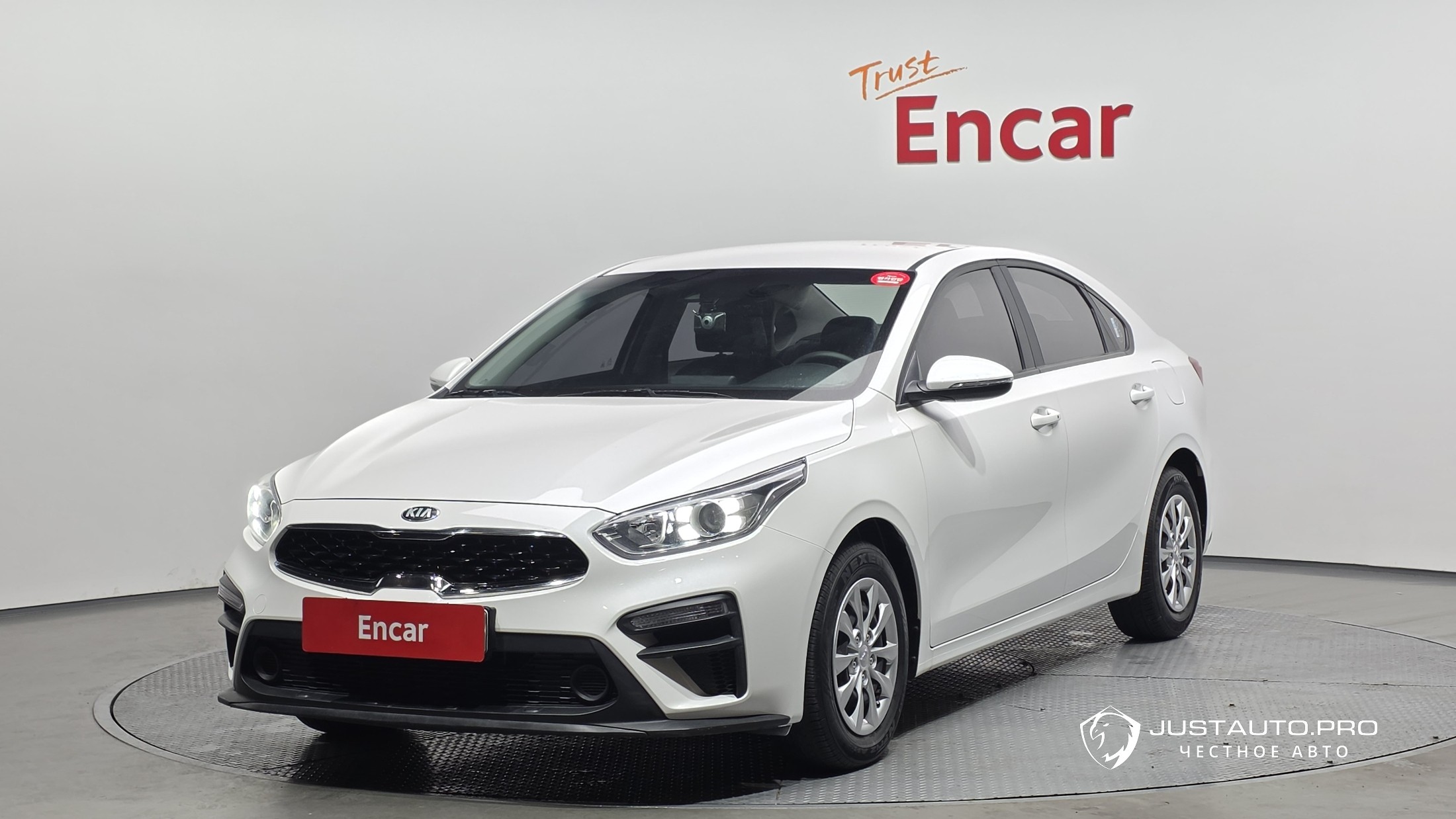 Автомобиль Kia K3