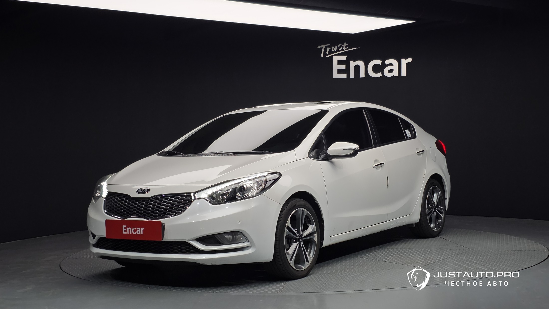 Автомобиль Kia K3